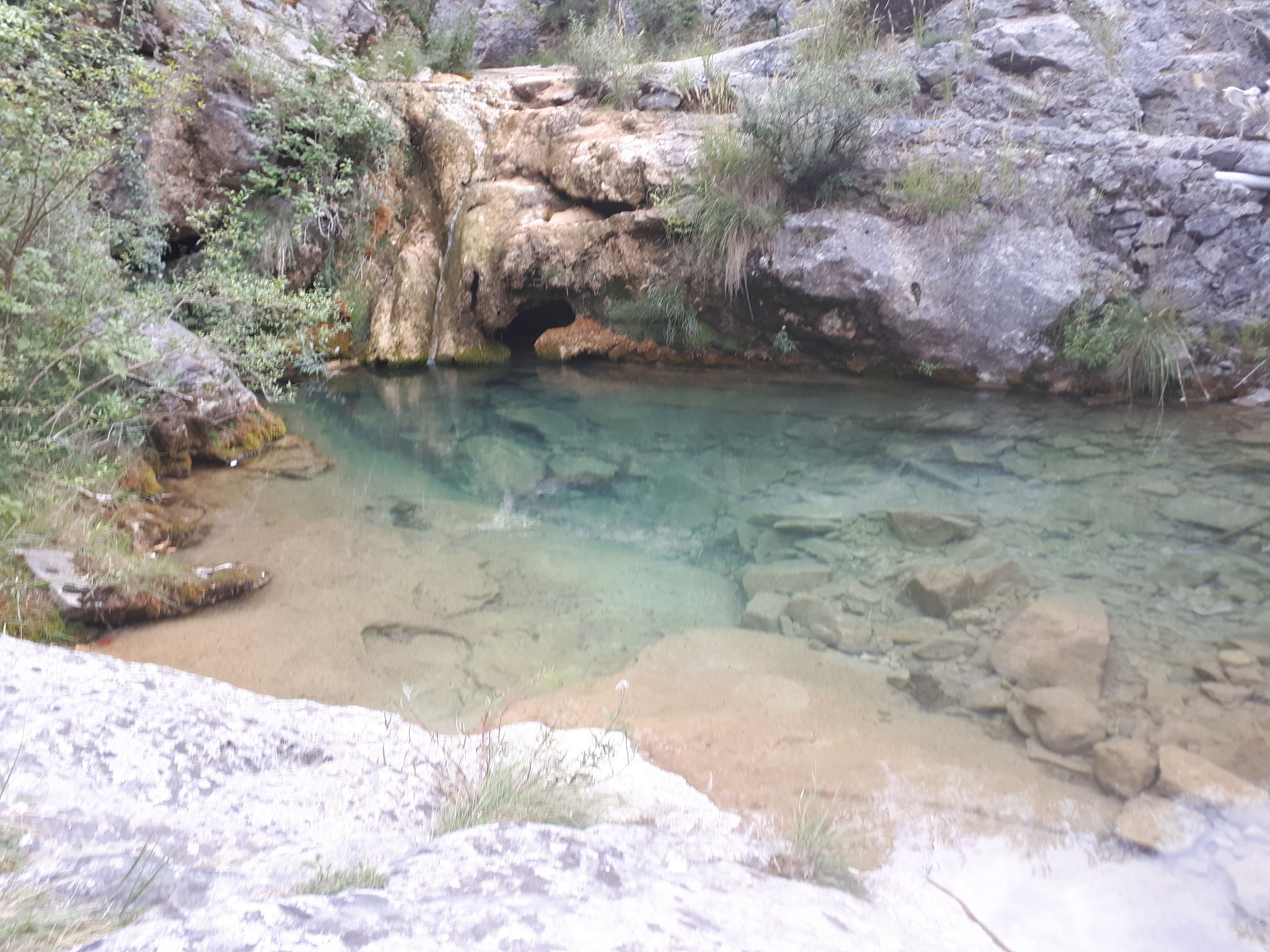 Descubre los encantos de los lagos en Navarra, un paraíso natural