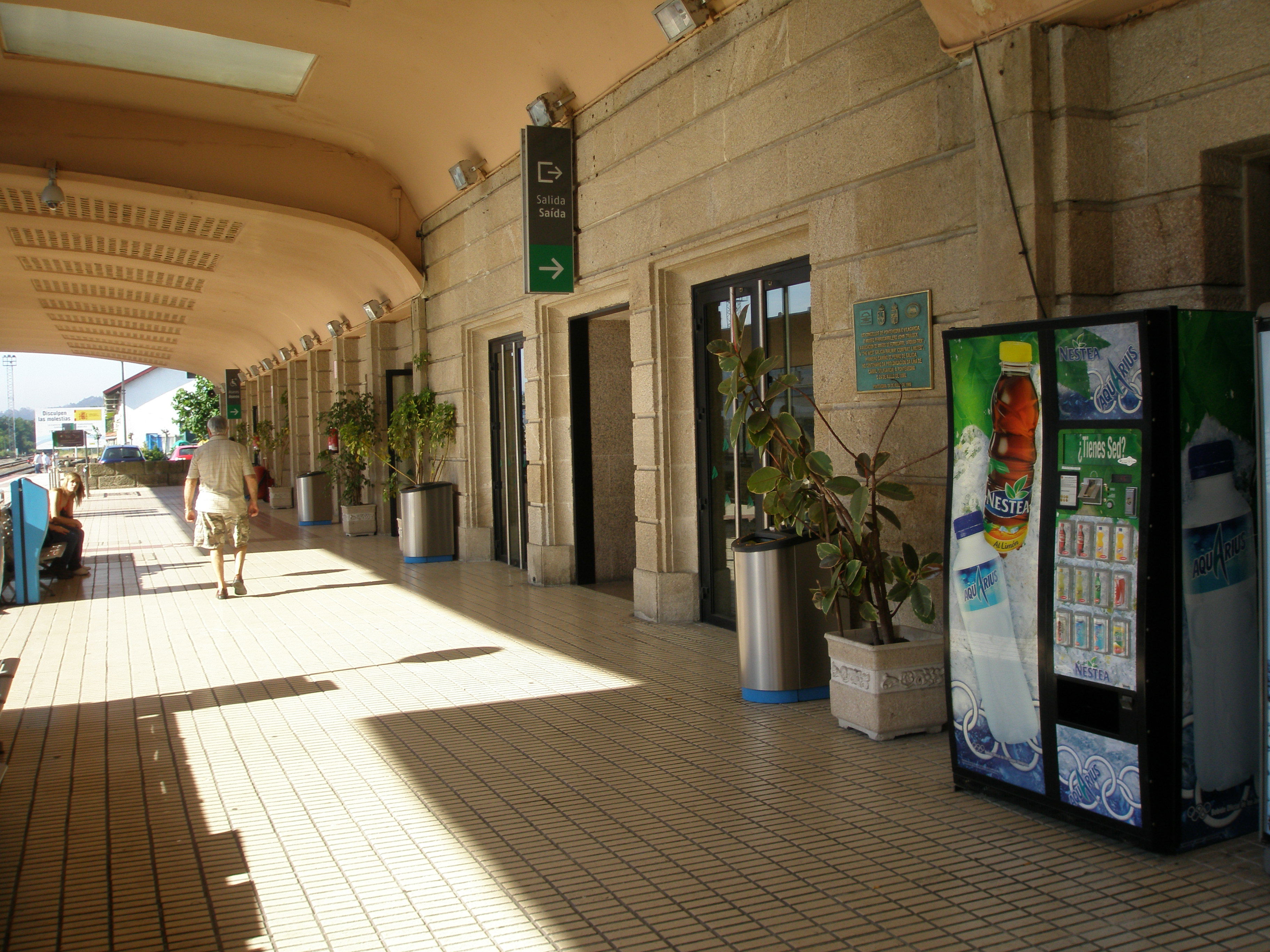 Estación de tren de Pontevedra, por Reconquista
