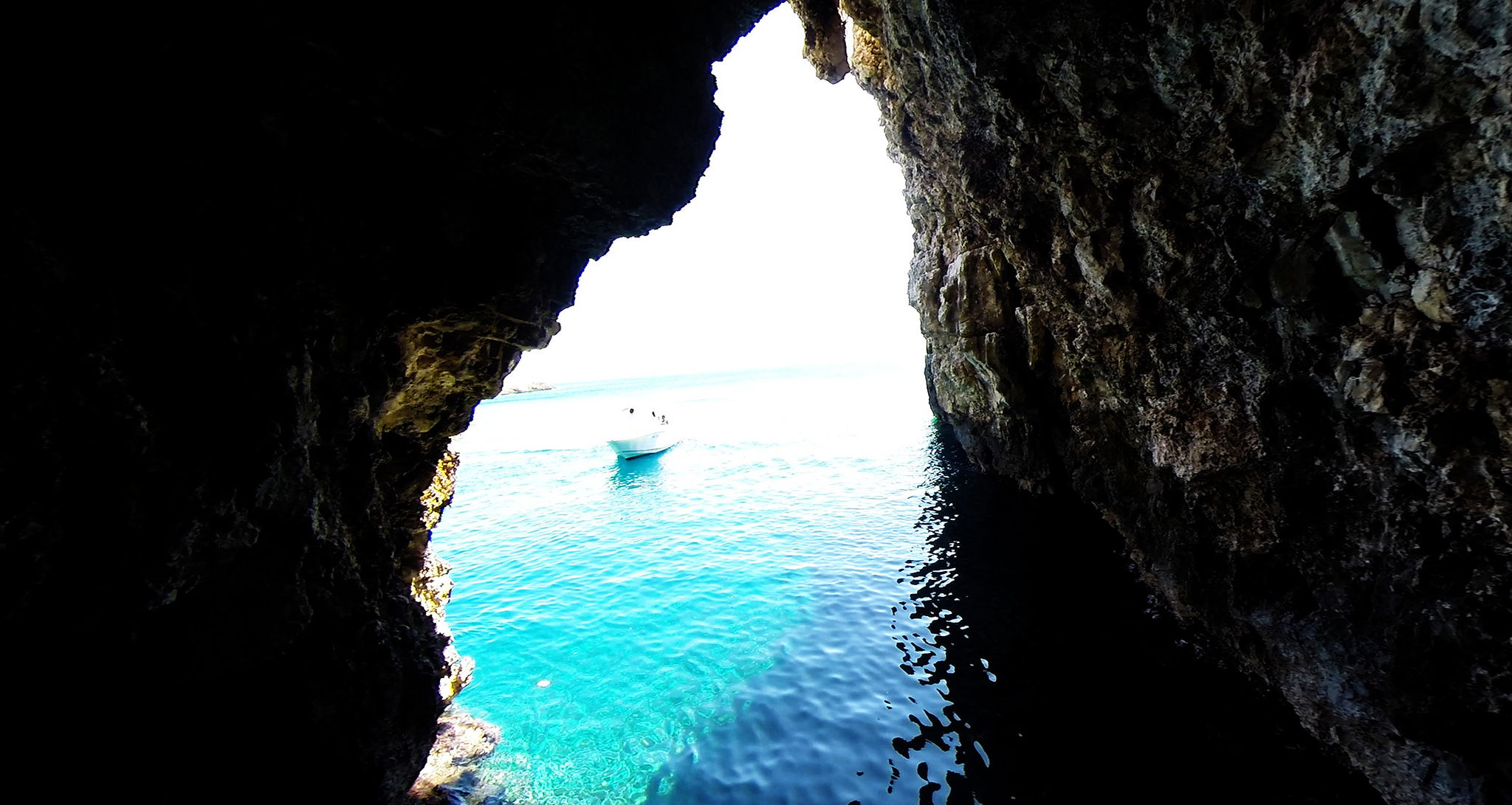 Grotta Azzurra di Biševo, por Tatjana