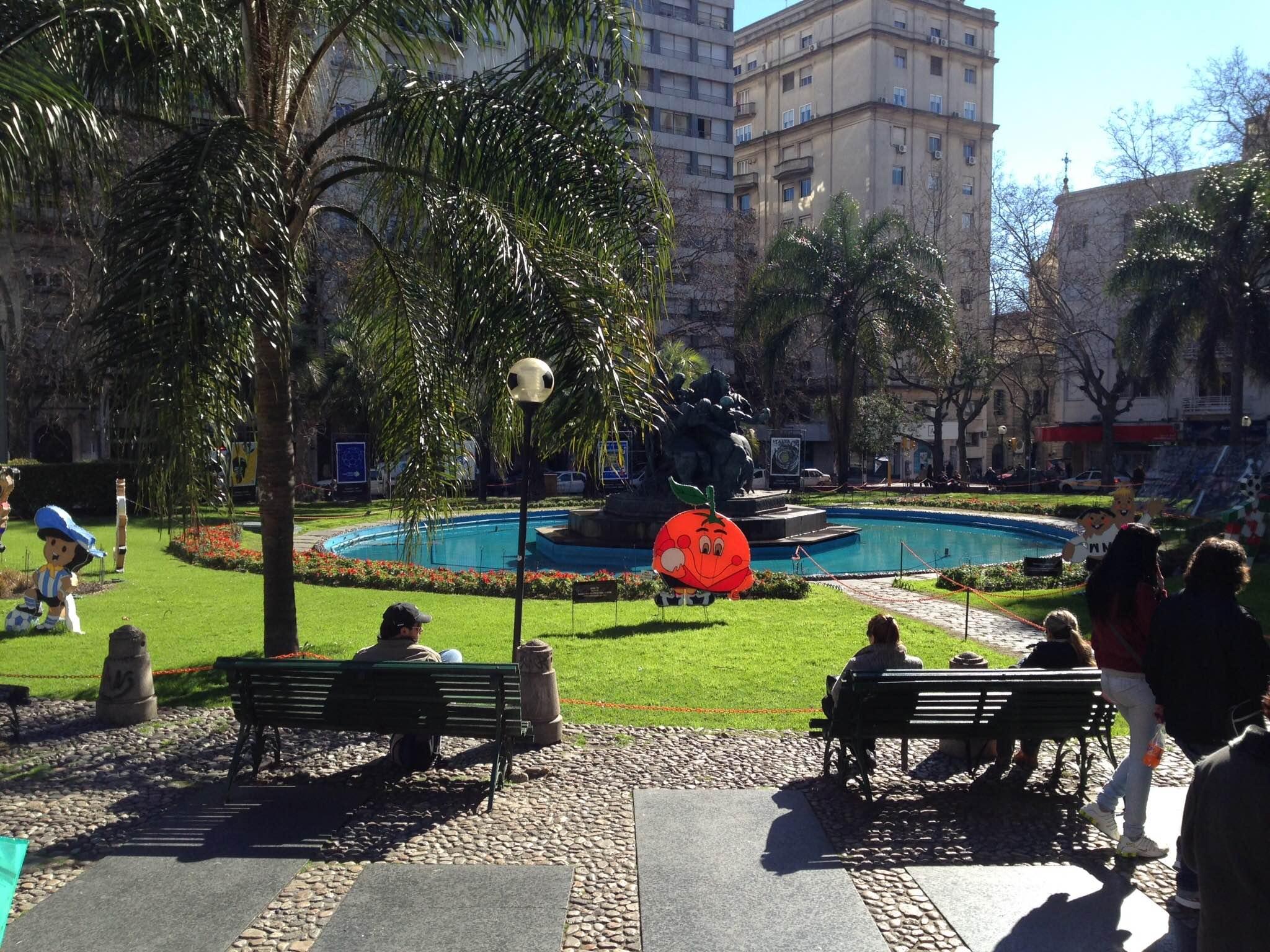 Plaza Fabini, por Antonio Jaime Fredes Venegas