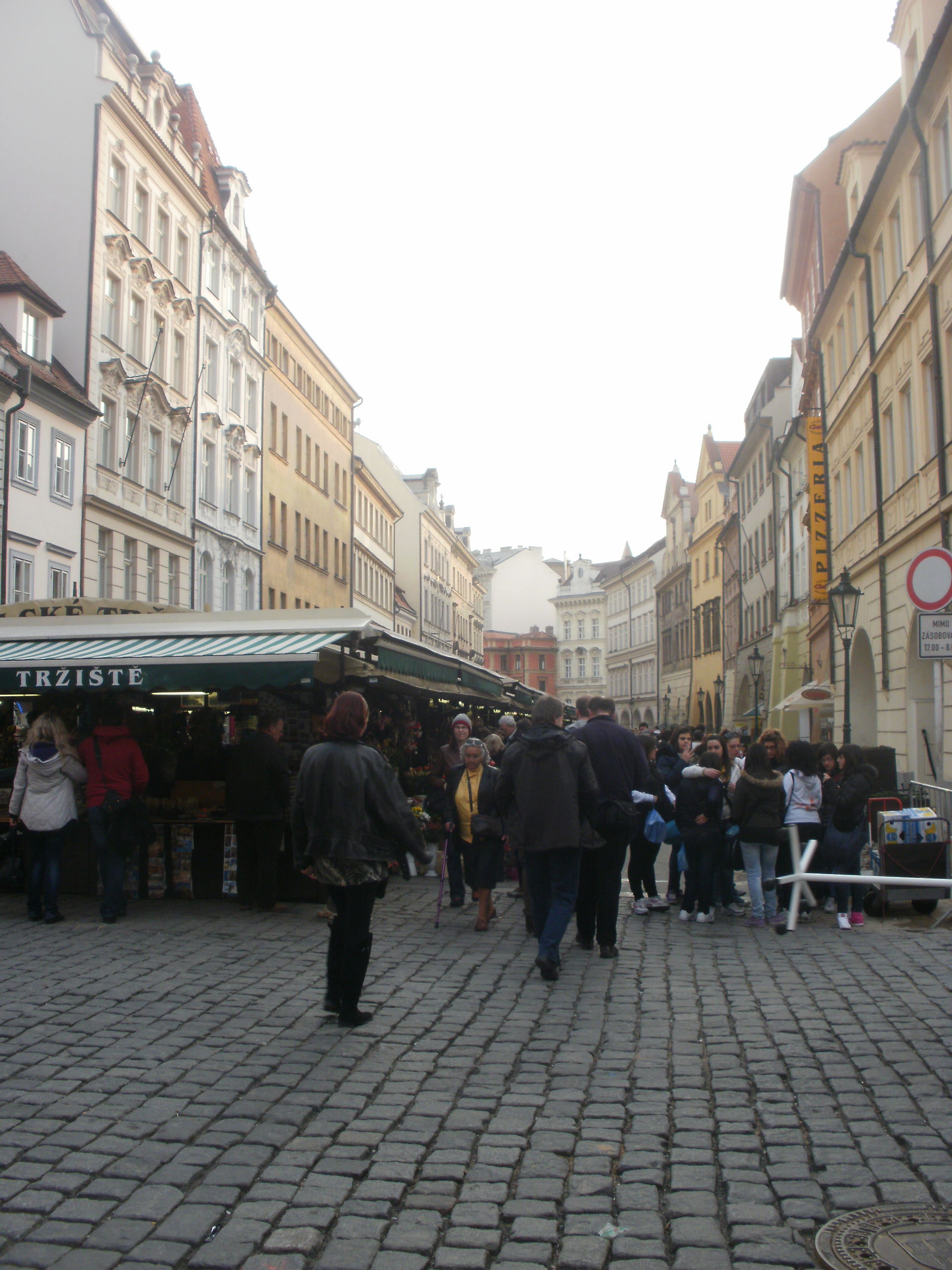 Mercados en Praga: un viaje de sabores y artesanía local