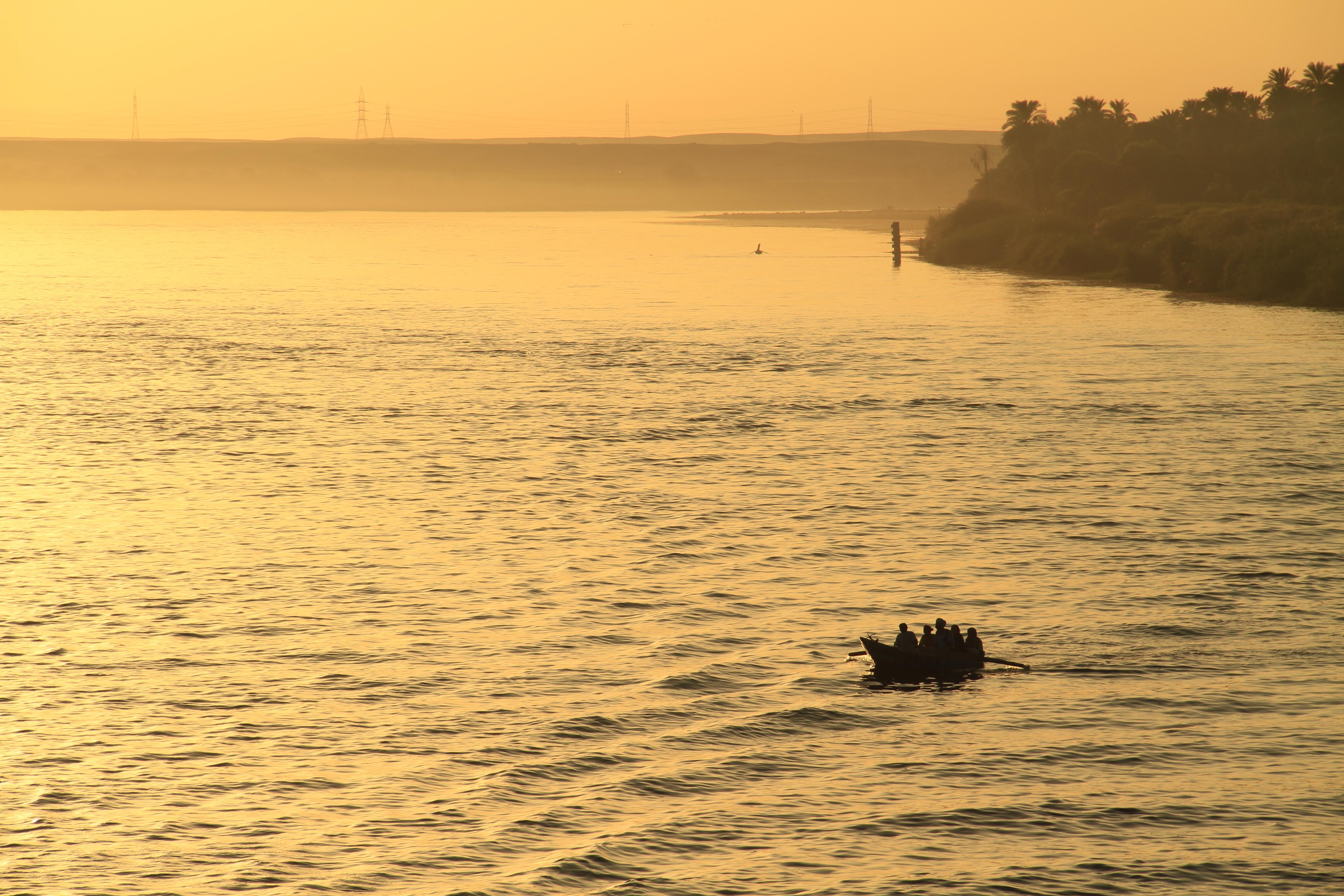 Ríos en Egipto: un viaje por las aguas que dan vida a la tierra milenaria