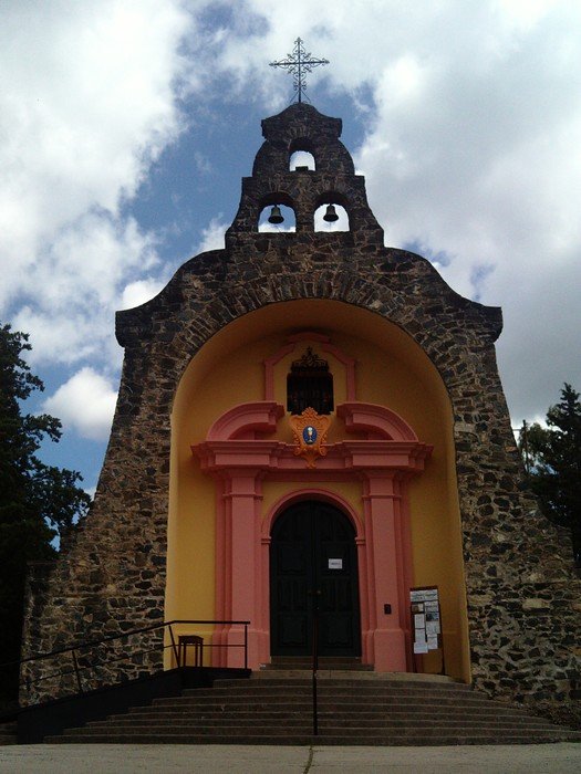 La chapelle de la gruta virgen de lourdes à Alta Gracia: 3 expériences et 2  photos