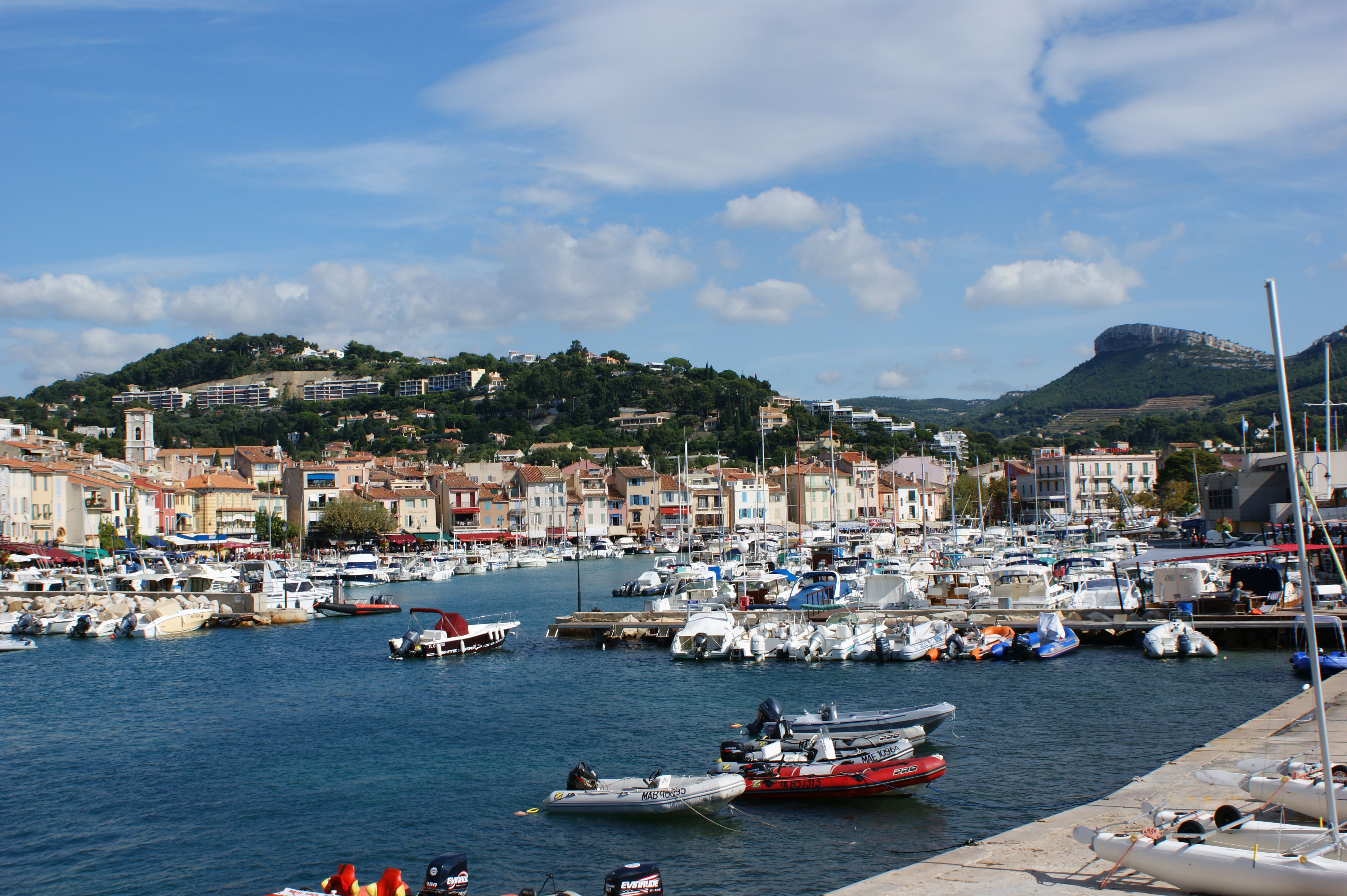 Puerto de Cassis, por Anne-Laure Caquineau