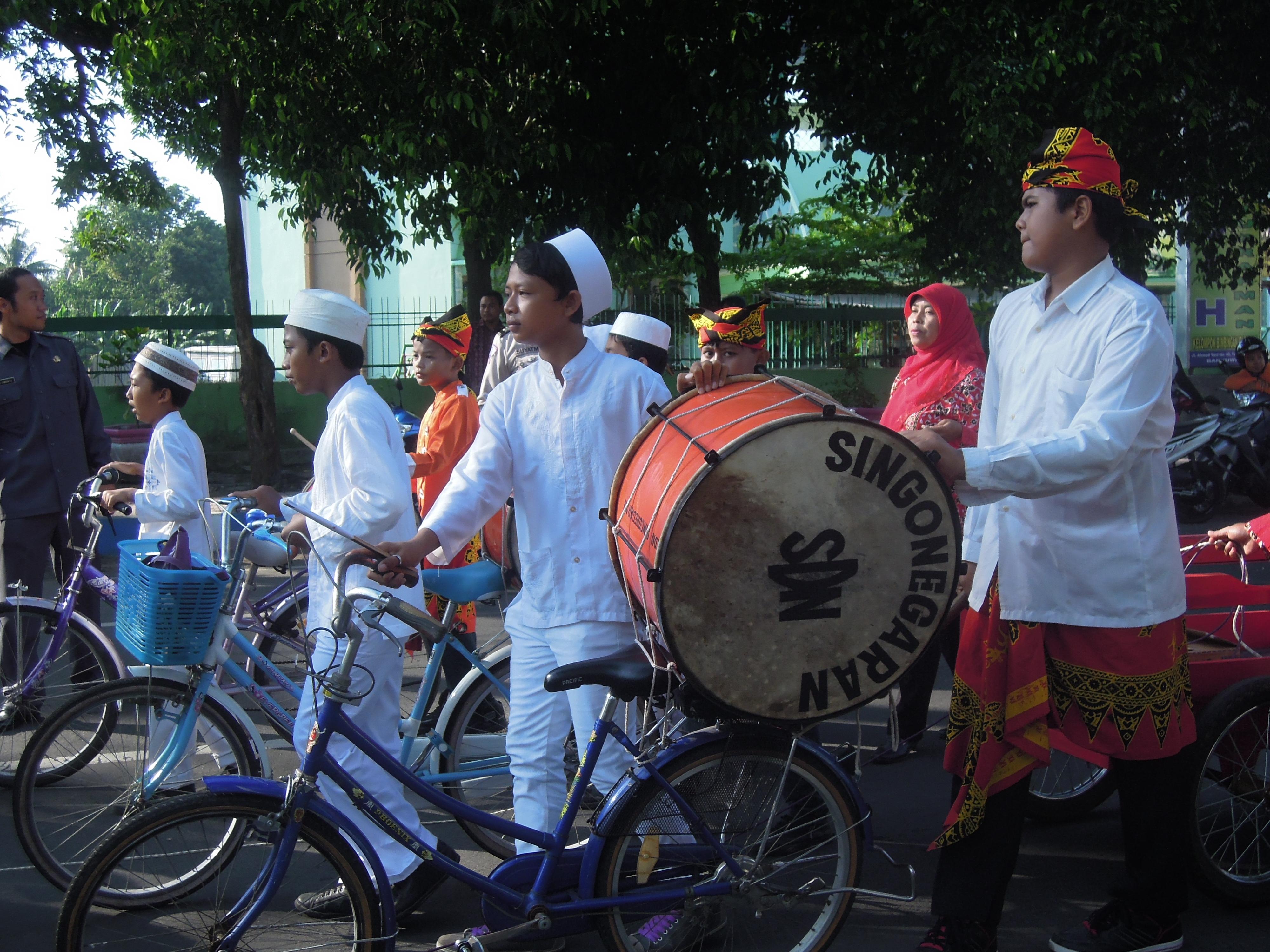 Fiestas en Indonesia: un viaje a través de tradiciones y celebraciones vibrantes