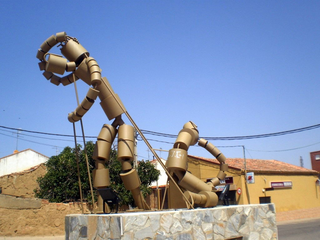 Monumento a los constructores de bodegas, por Lala