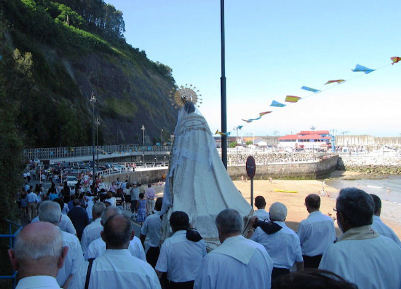 Fiestas de Nuestra Señora del Carmen Lastres, por Comarca de la Sidra