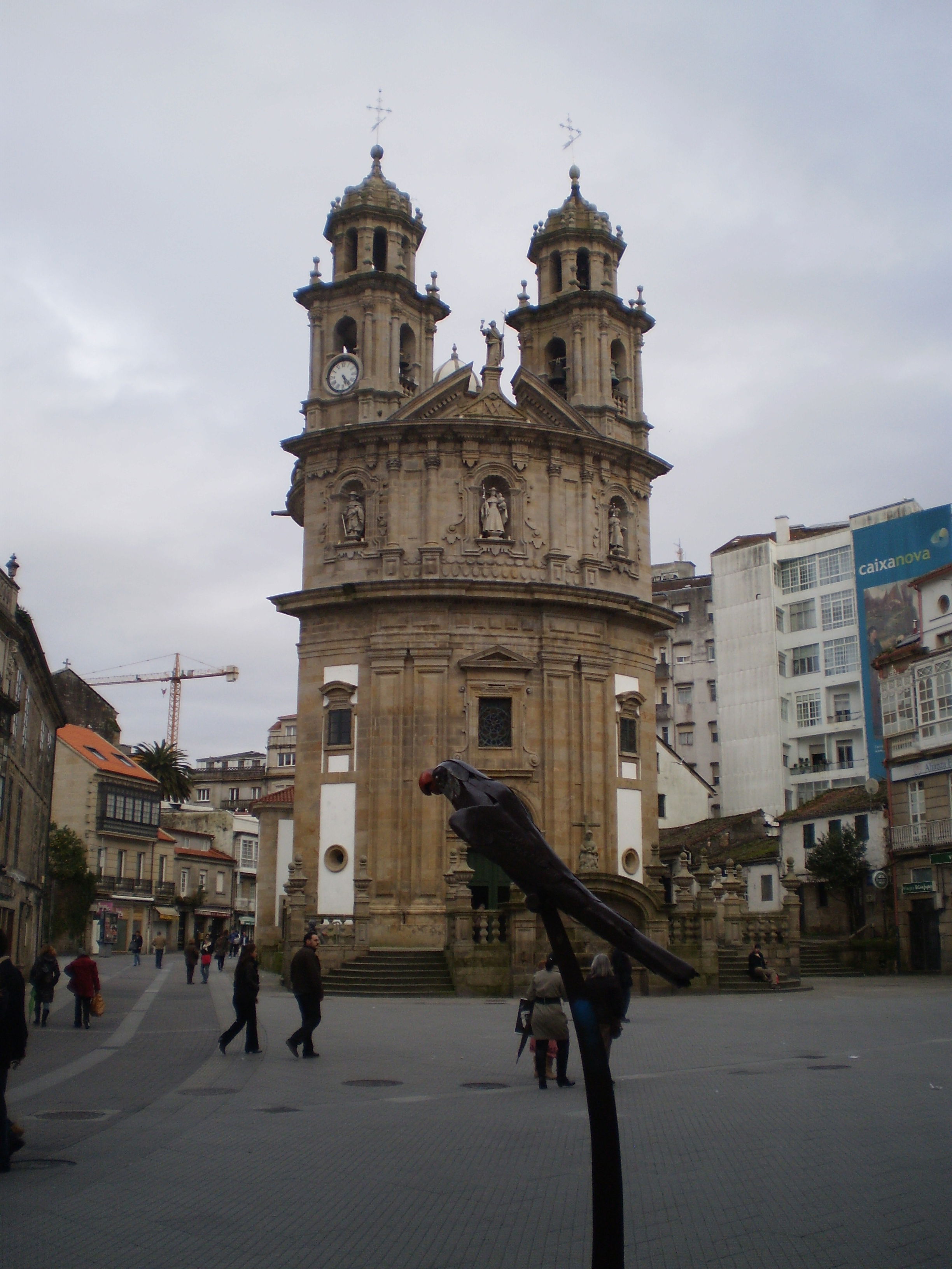 Monumento al Loro Ravachol, por Sasa72
