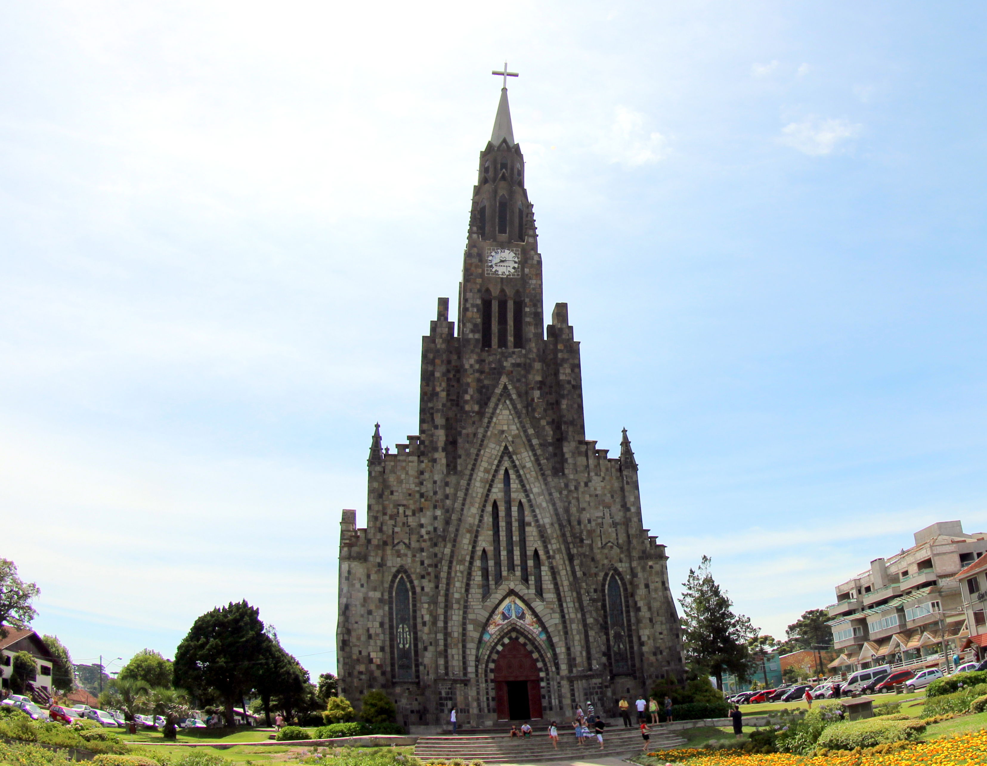 Igreja Matriz de Nossa Senhora de Lourdes, por Ary Attab
