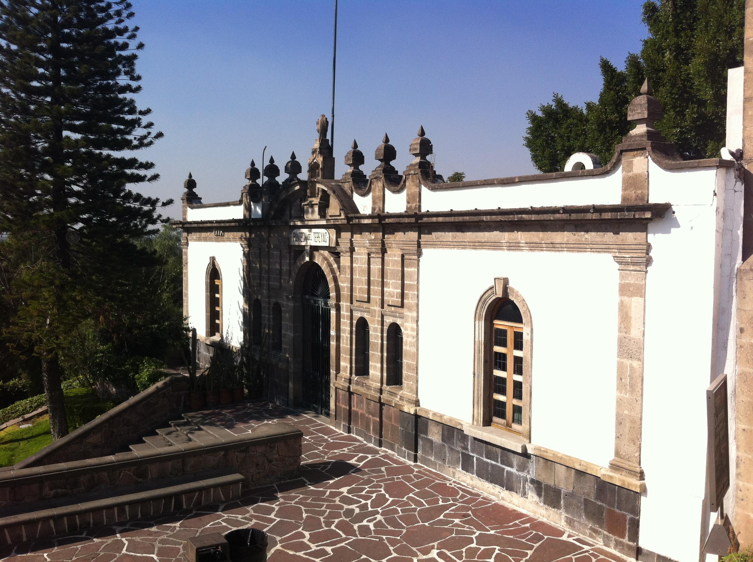 Cementerio del Tepeyac, por Pita Hernandez