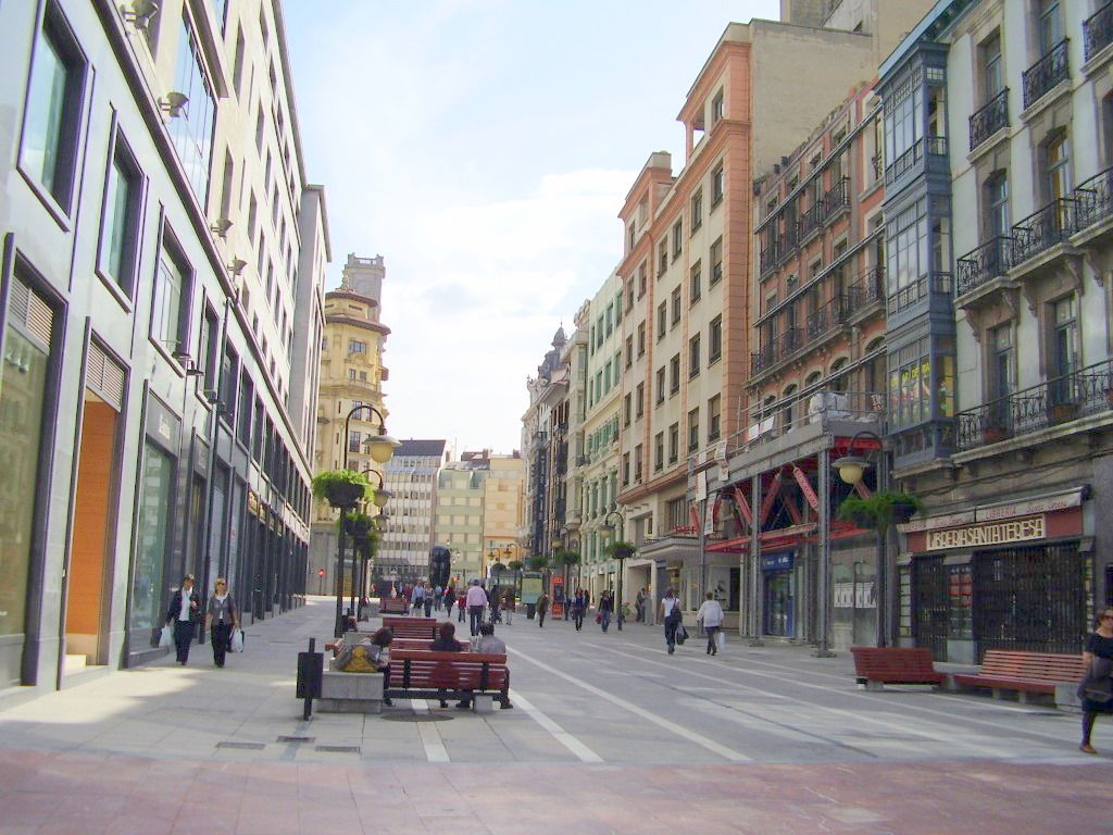 Calle Palacio Valdés, por Lala