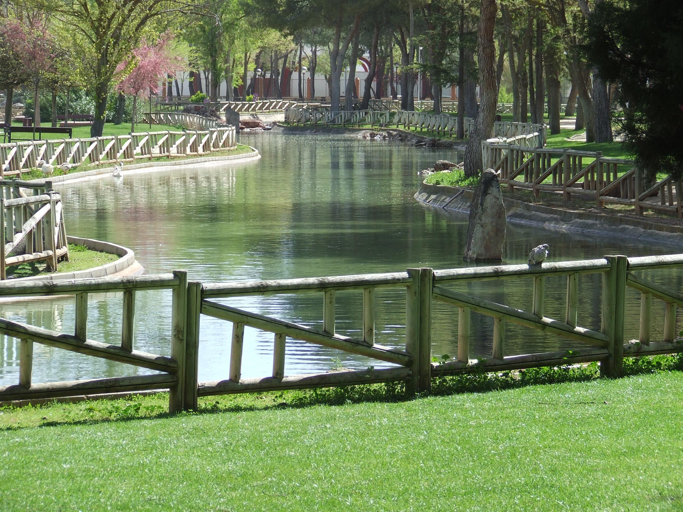 Parque Alces, por Alcázar Turismo