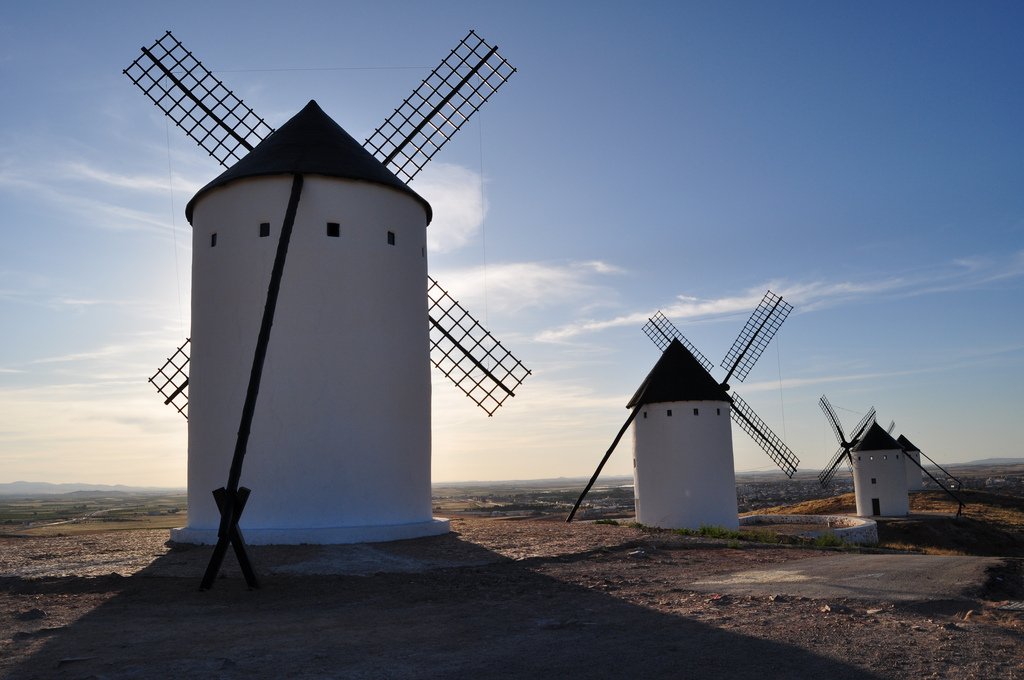 Este molino de viento del siglo XIX ahora es una casa: se vende