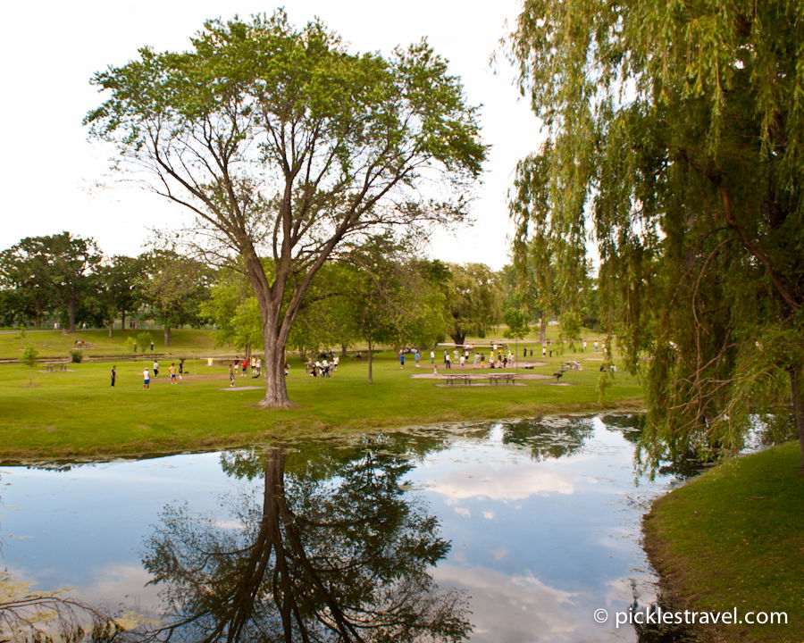 Phalen Beach, por Greta @ Pickles Travel Blog