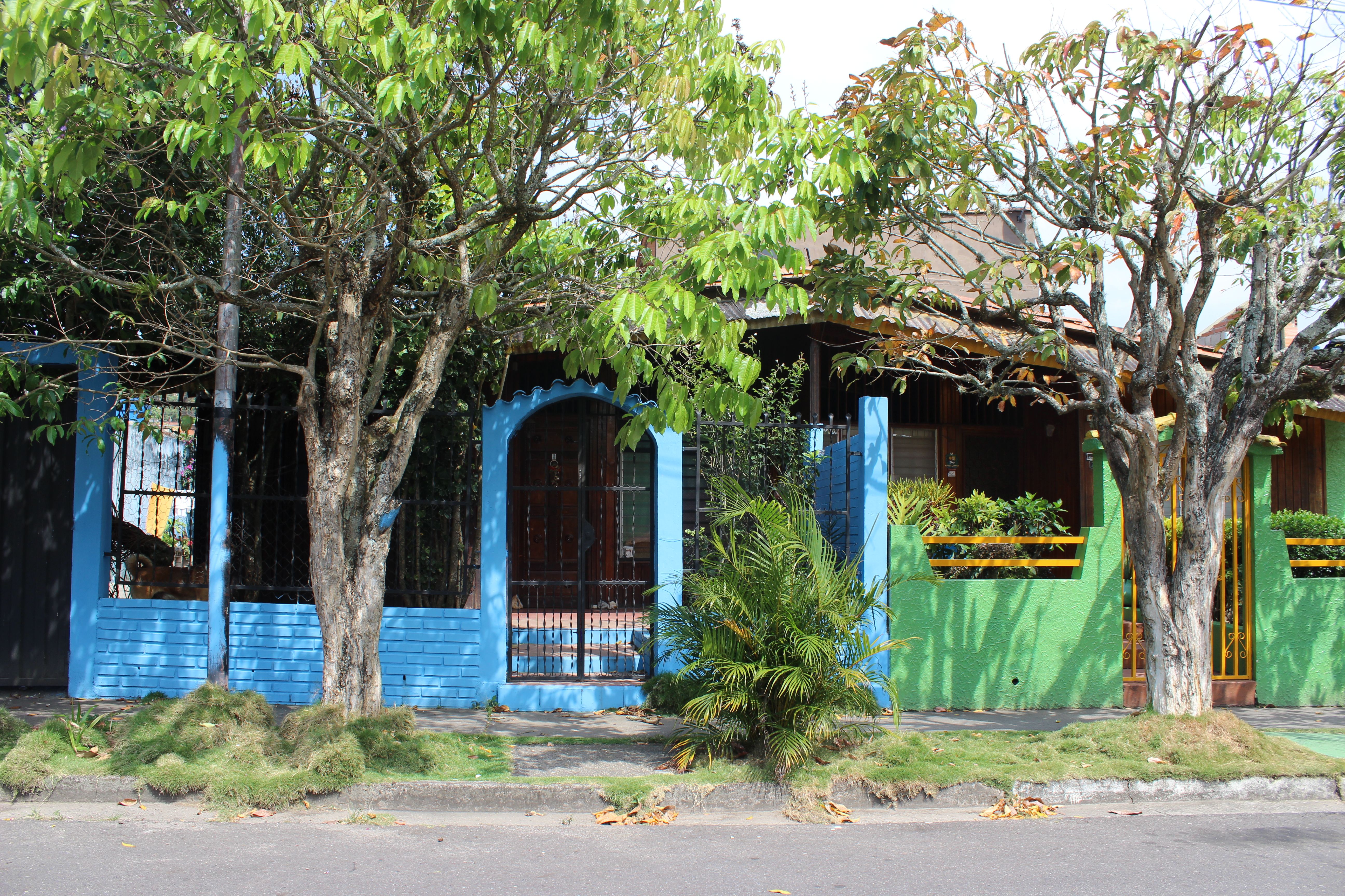 Barrio El Cafetal, por Mochilero en Europa