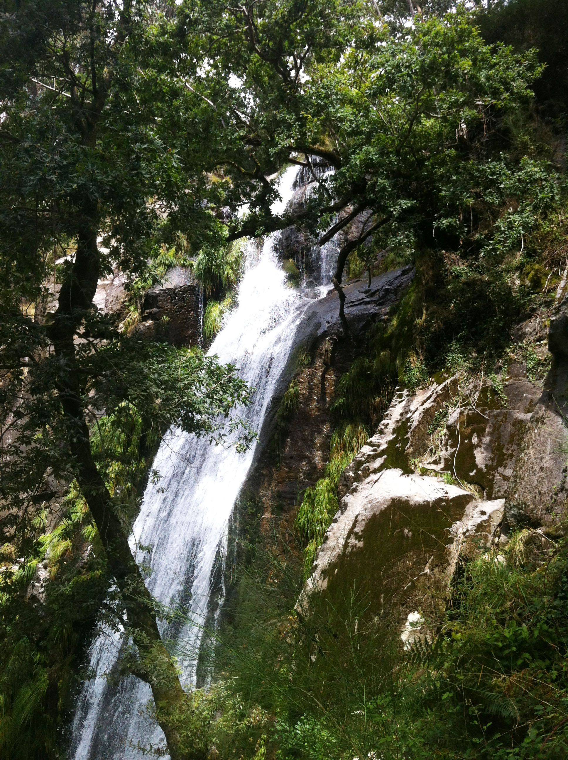 Cascada Ribasieira, por Nuria madruga fernandez