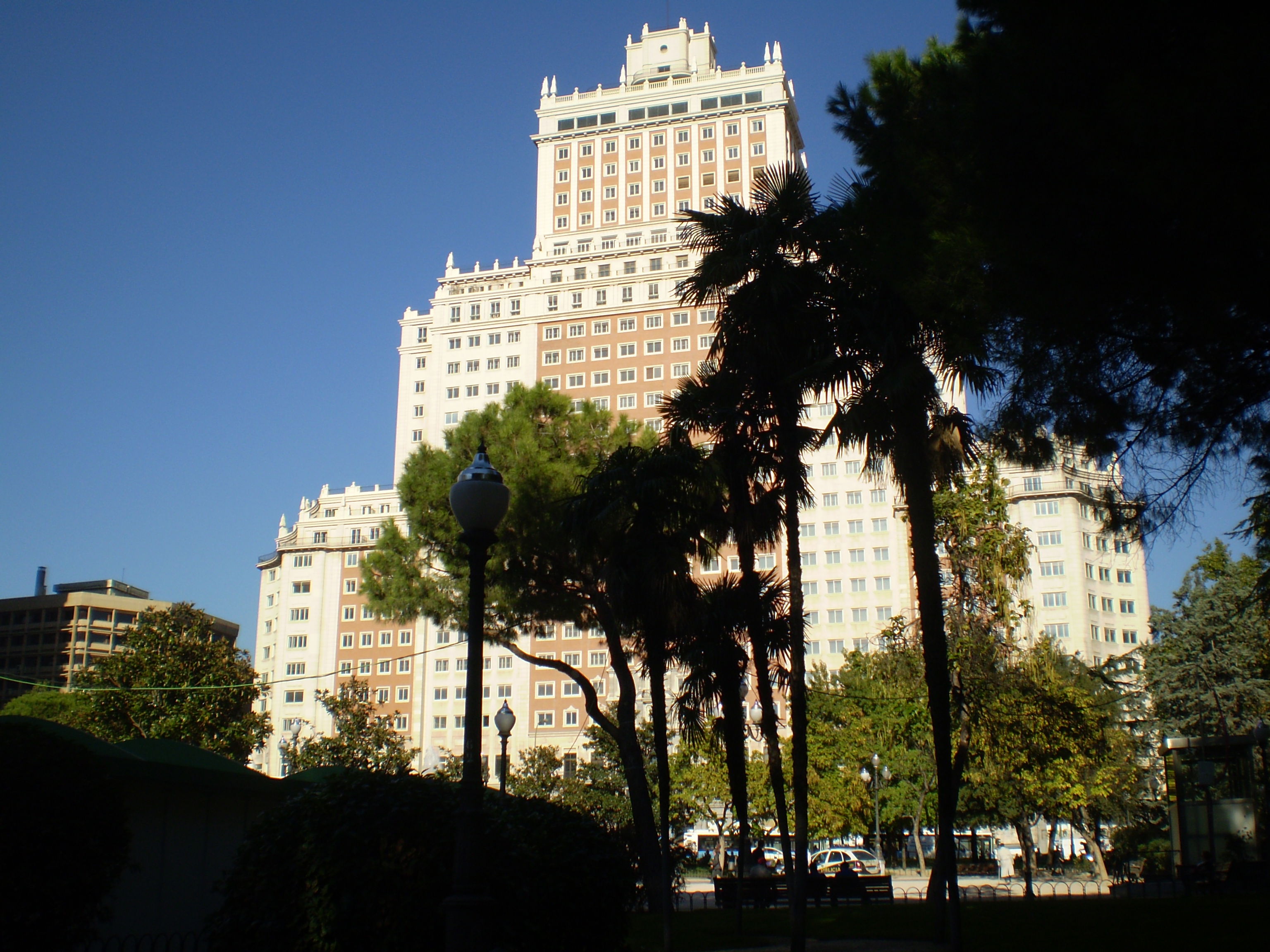 Edificio España, por Sidney
