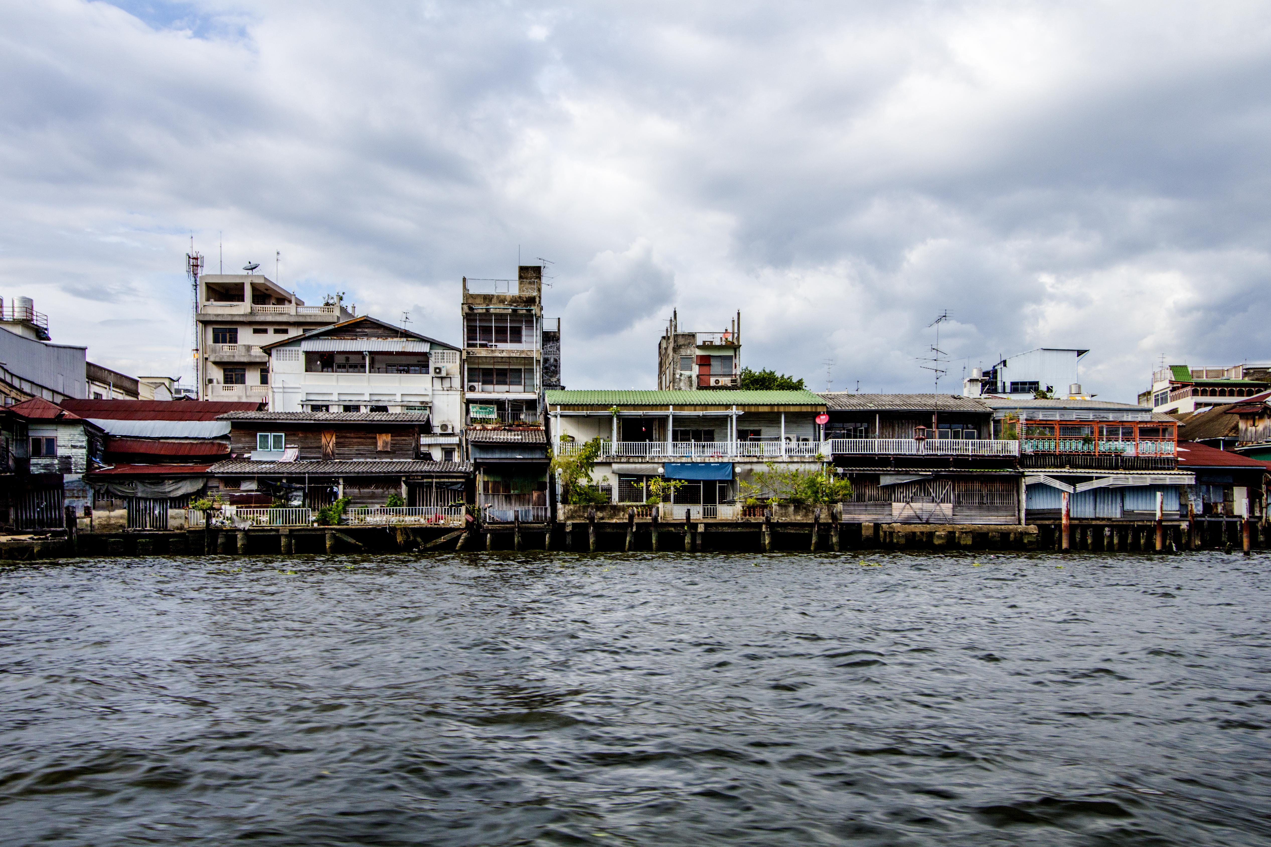 Ríos en Bangkok: un viaje por sus canales y el majestuoso Chao Phraya