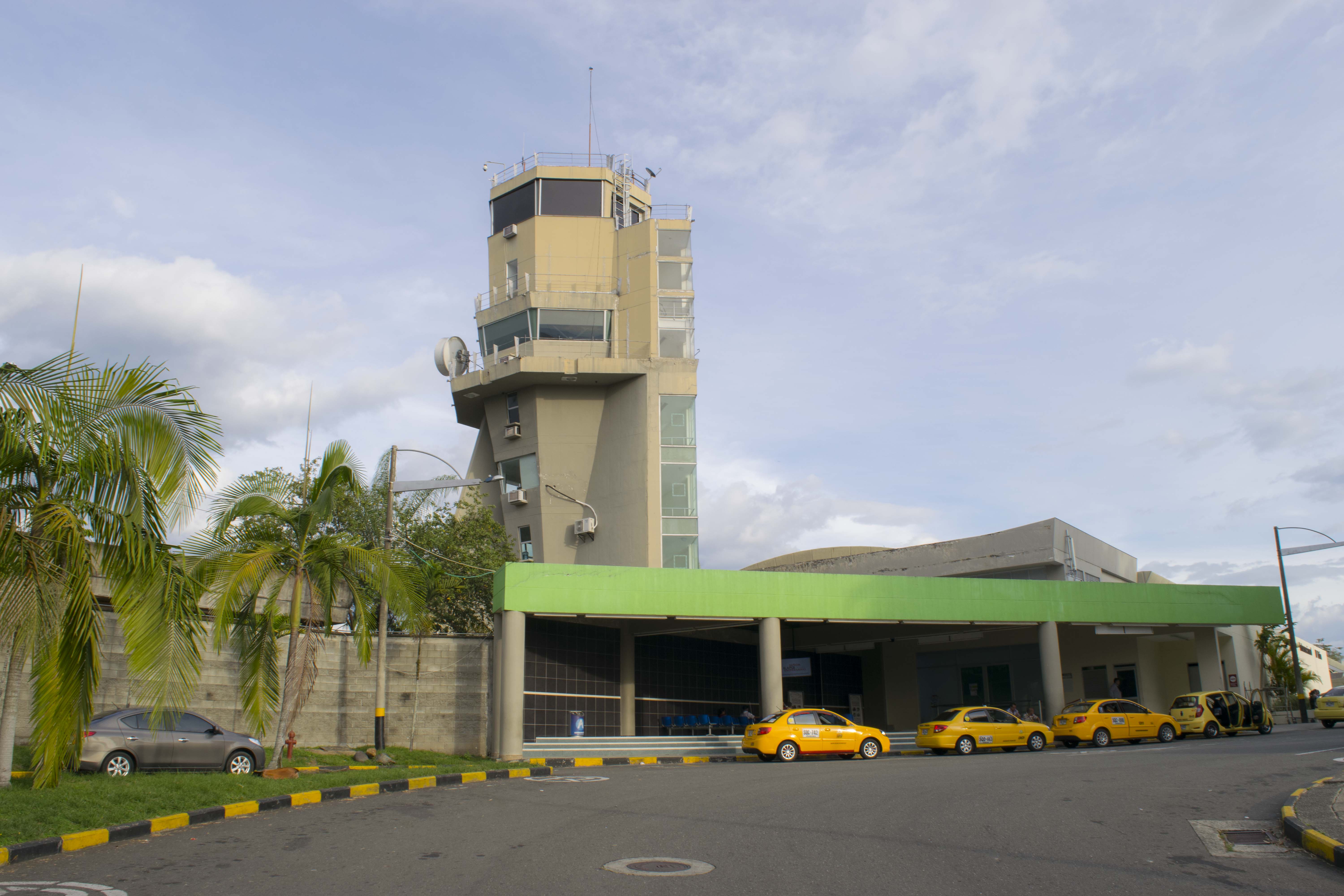 Aeropuertos en Colombia: puertas de entrada a un destino vibrante