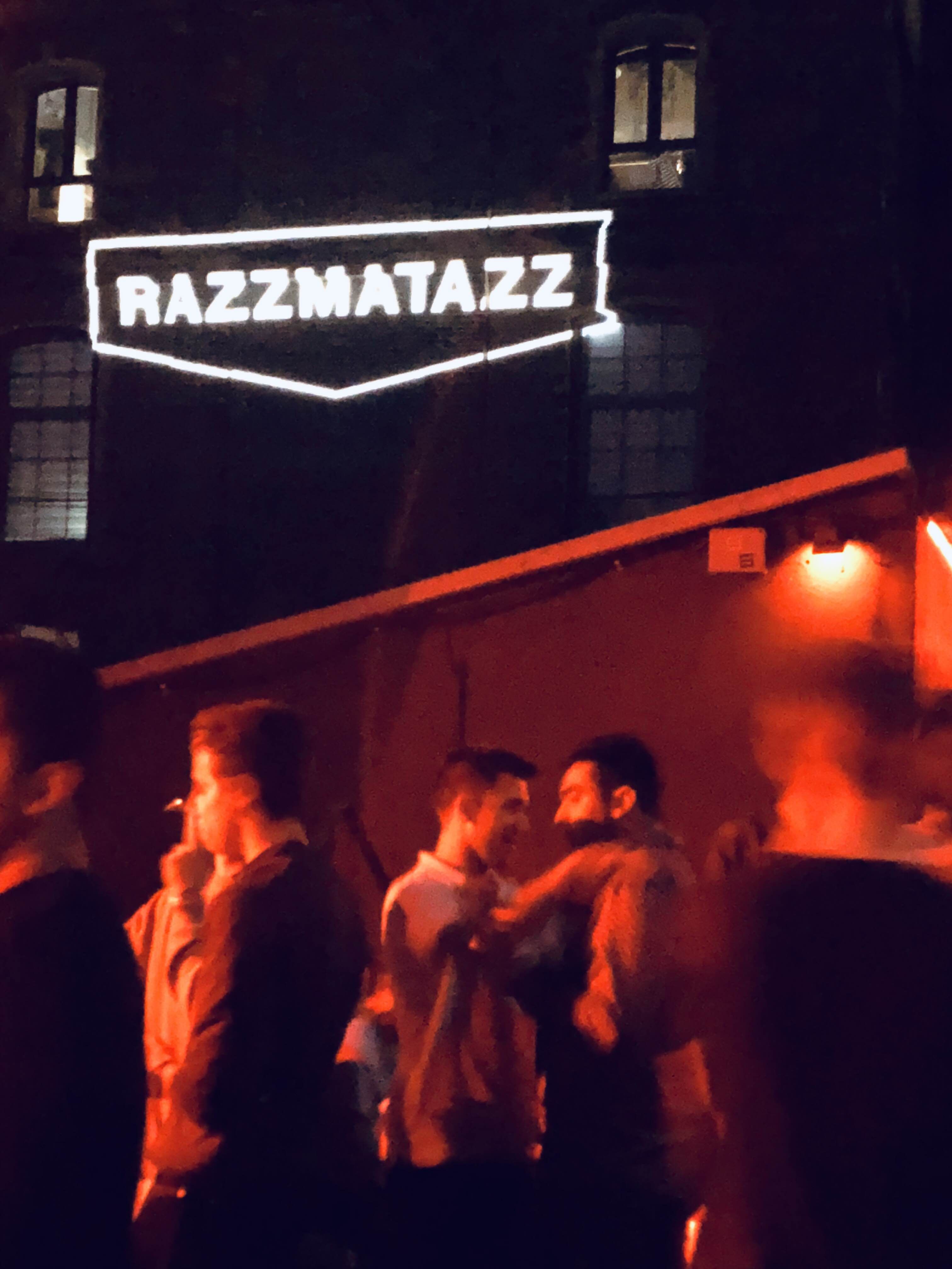 Razzmatazz, por Raquel Raquel
