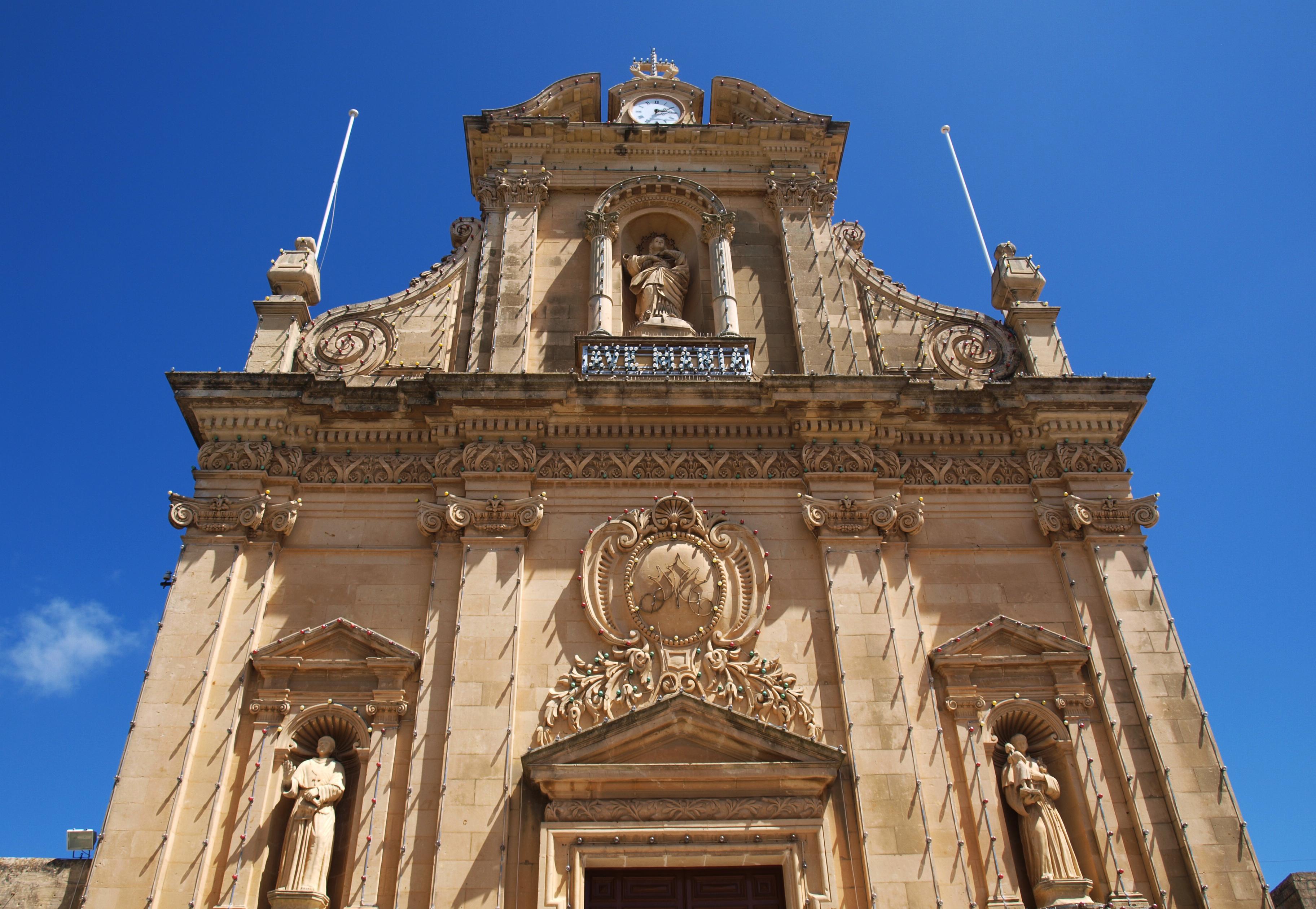 Iglesias de Gozo que cautivan con su arquitectura y espiritualidad