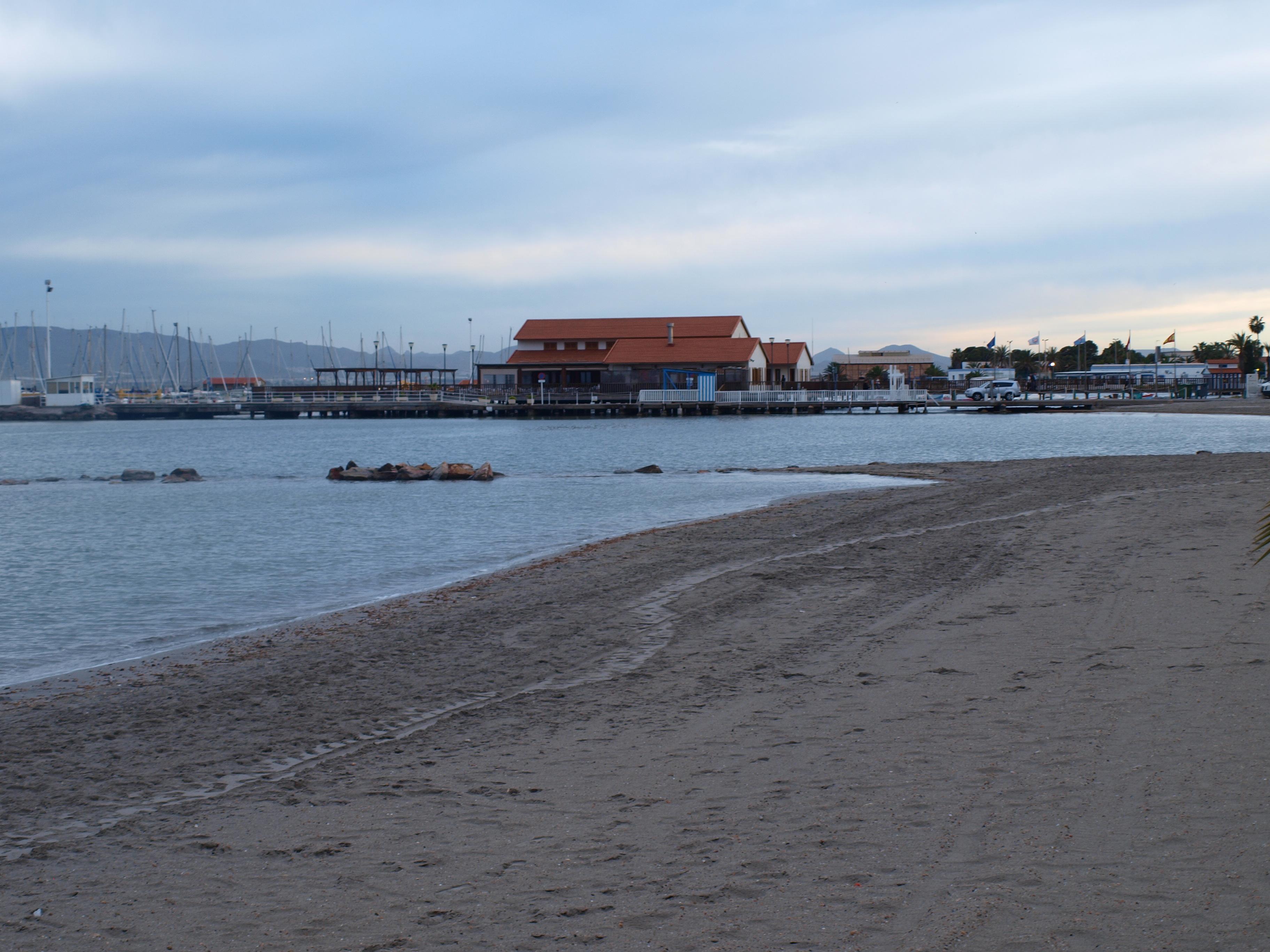 Paseo Marítimo de Los Alcázares, por Rikkupikku