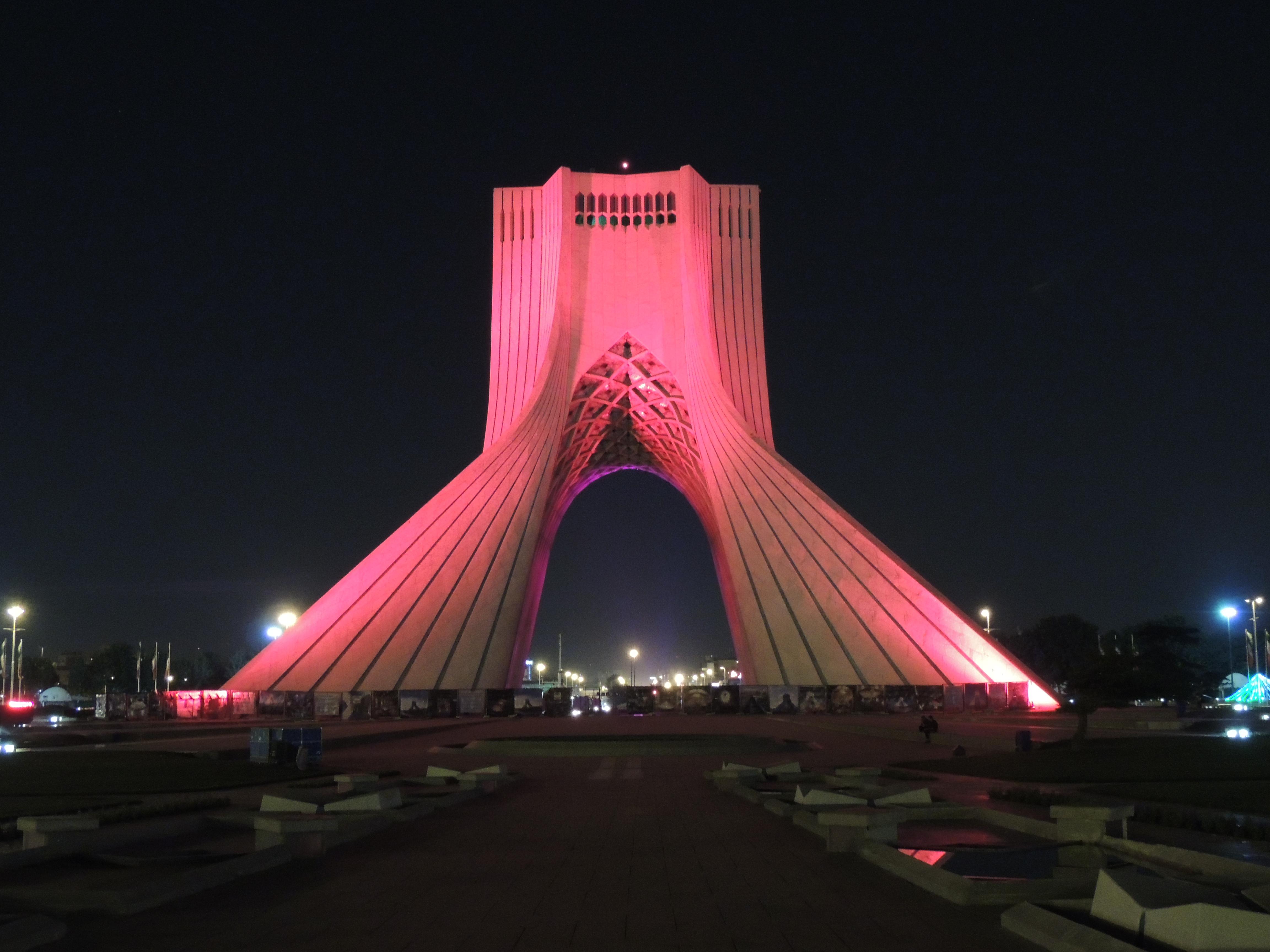 Plaza Azadi, por Dónde vamos Eva