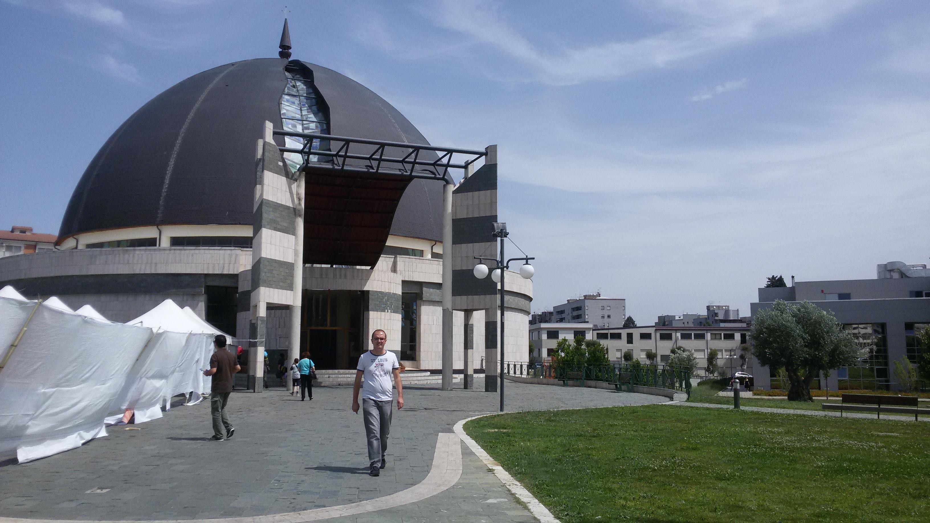 Chiesa San Carlo Borromeo, por valeria napoli