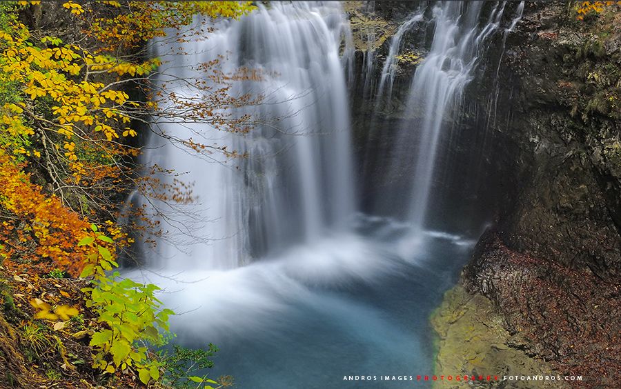 Cascada de la Cueva, por Francisco Domínguez Rodriguez