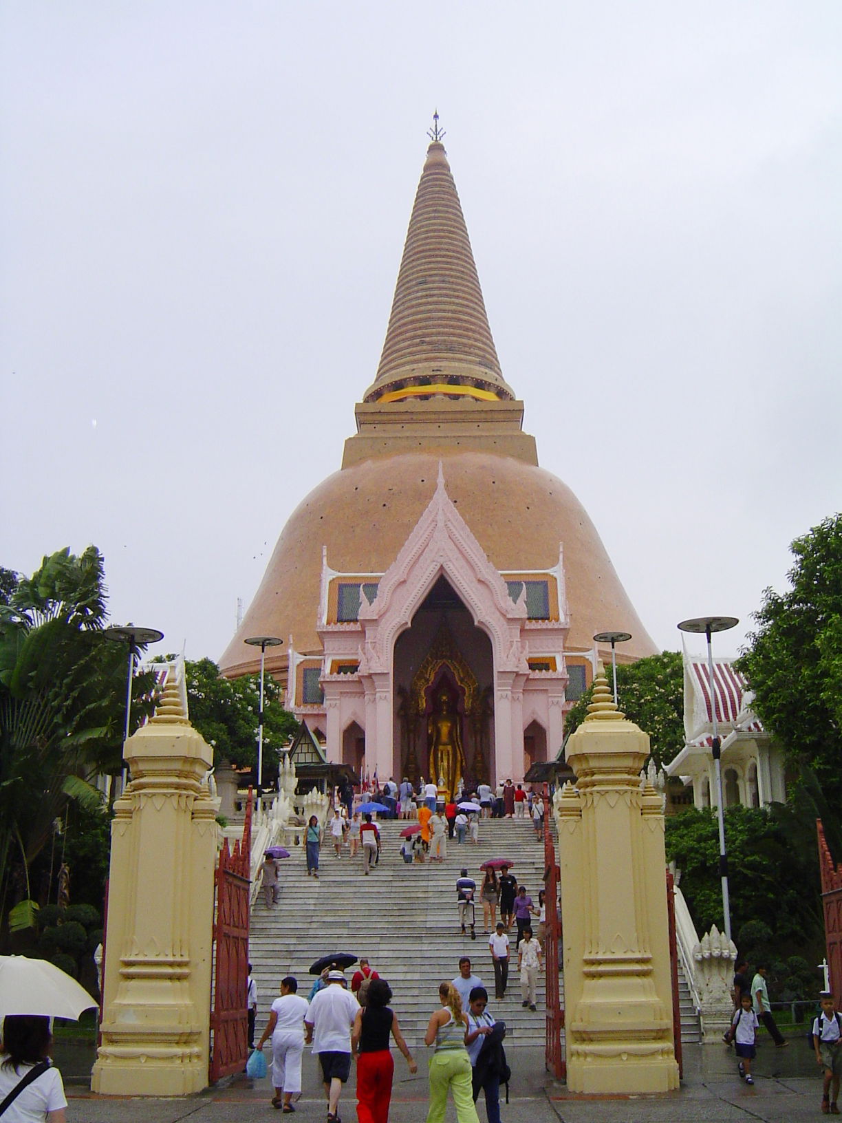 Phra Pathom Chedi, por Roberto Gonzalez