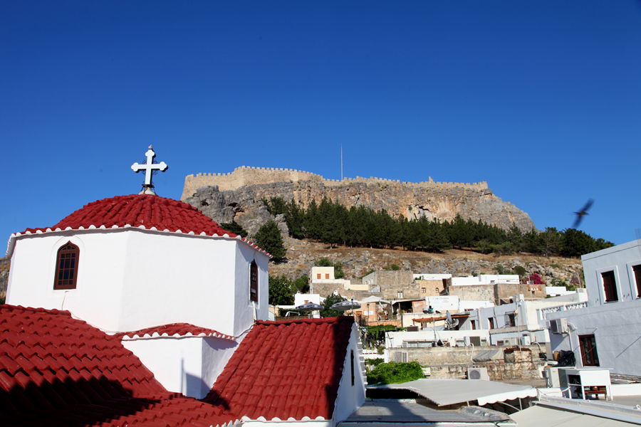 Iglesia de la Virgen, por GERARD DECQ