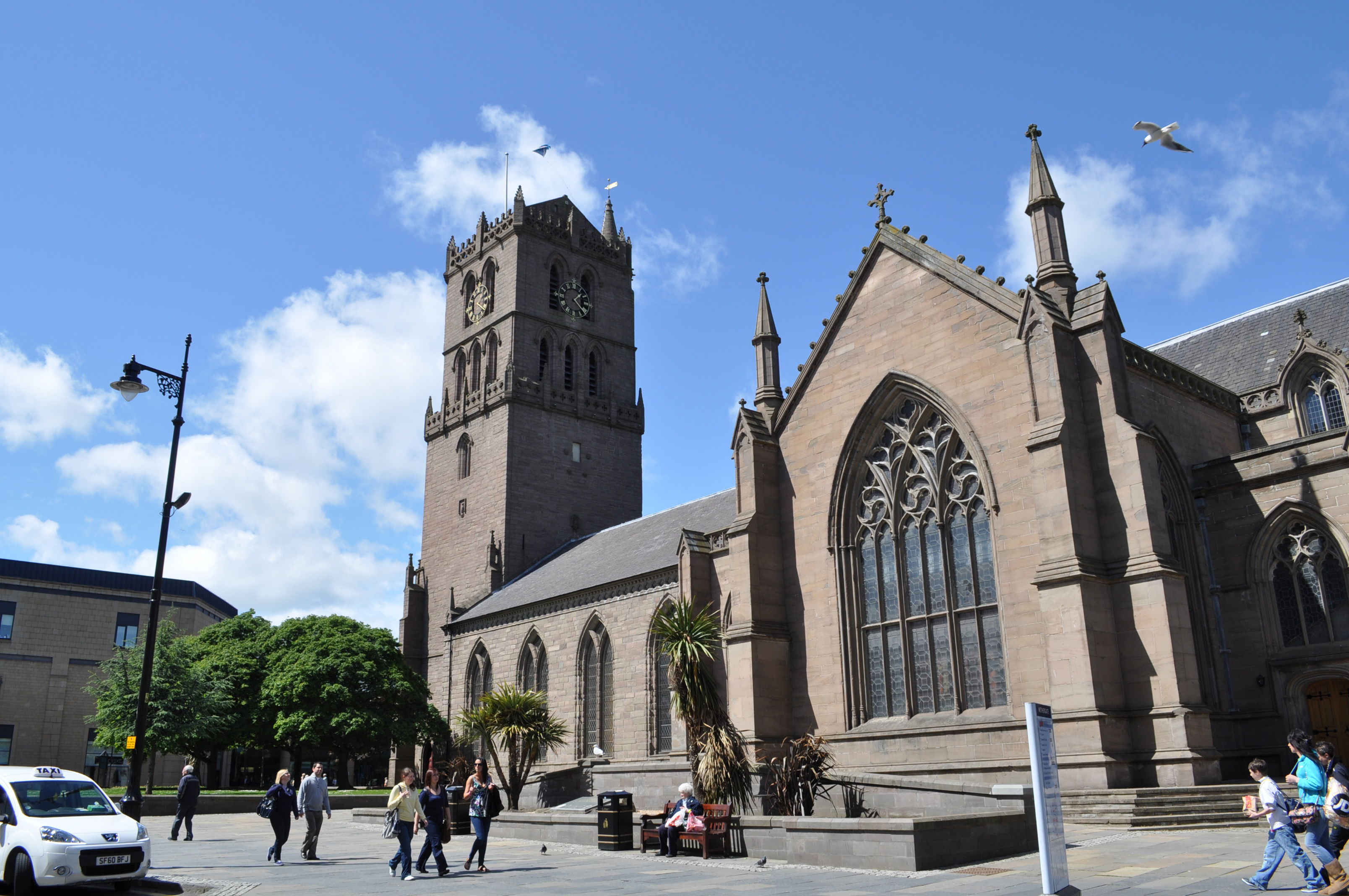 Iglesia de Santa María de Dundee, por eXplorador Escocés