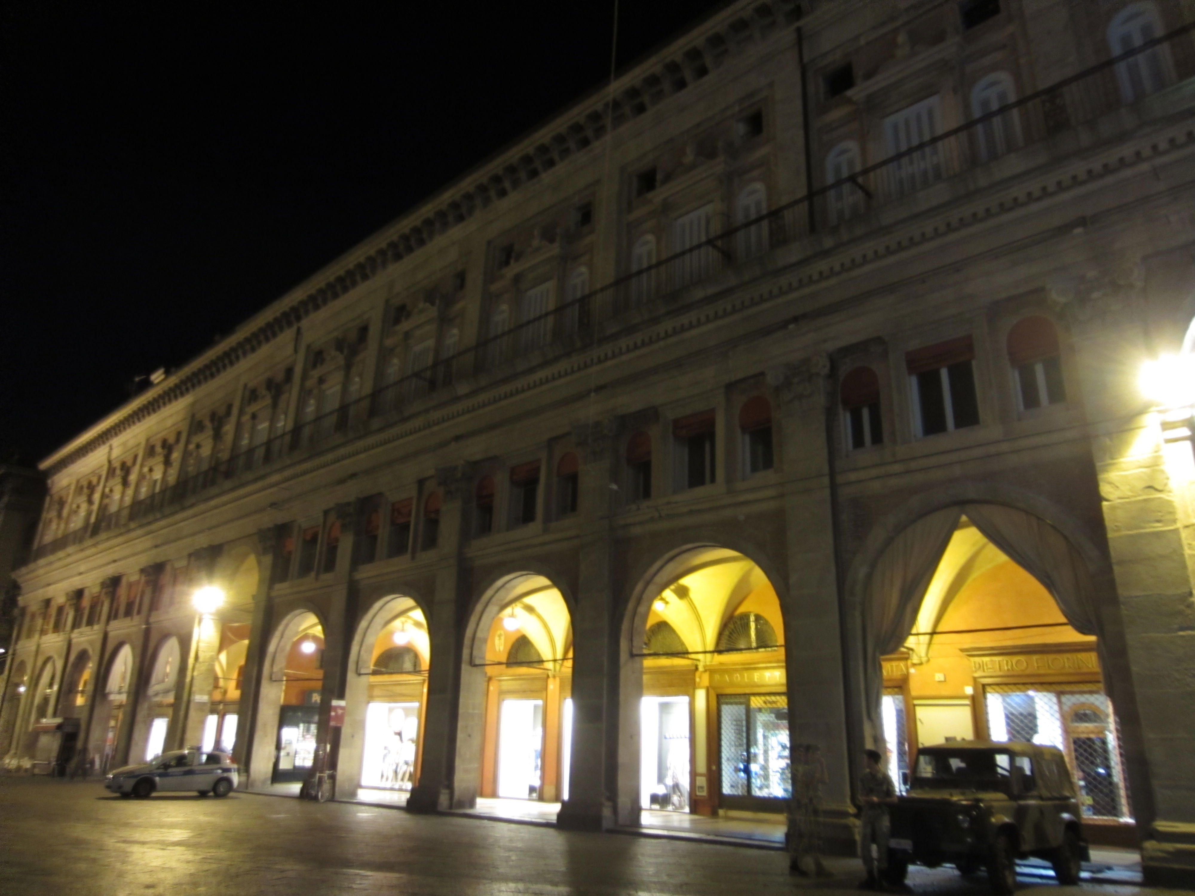 Porticos Via de la Independencia, por Las sandalias de Ulises