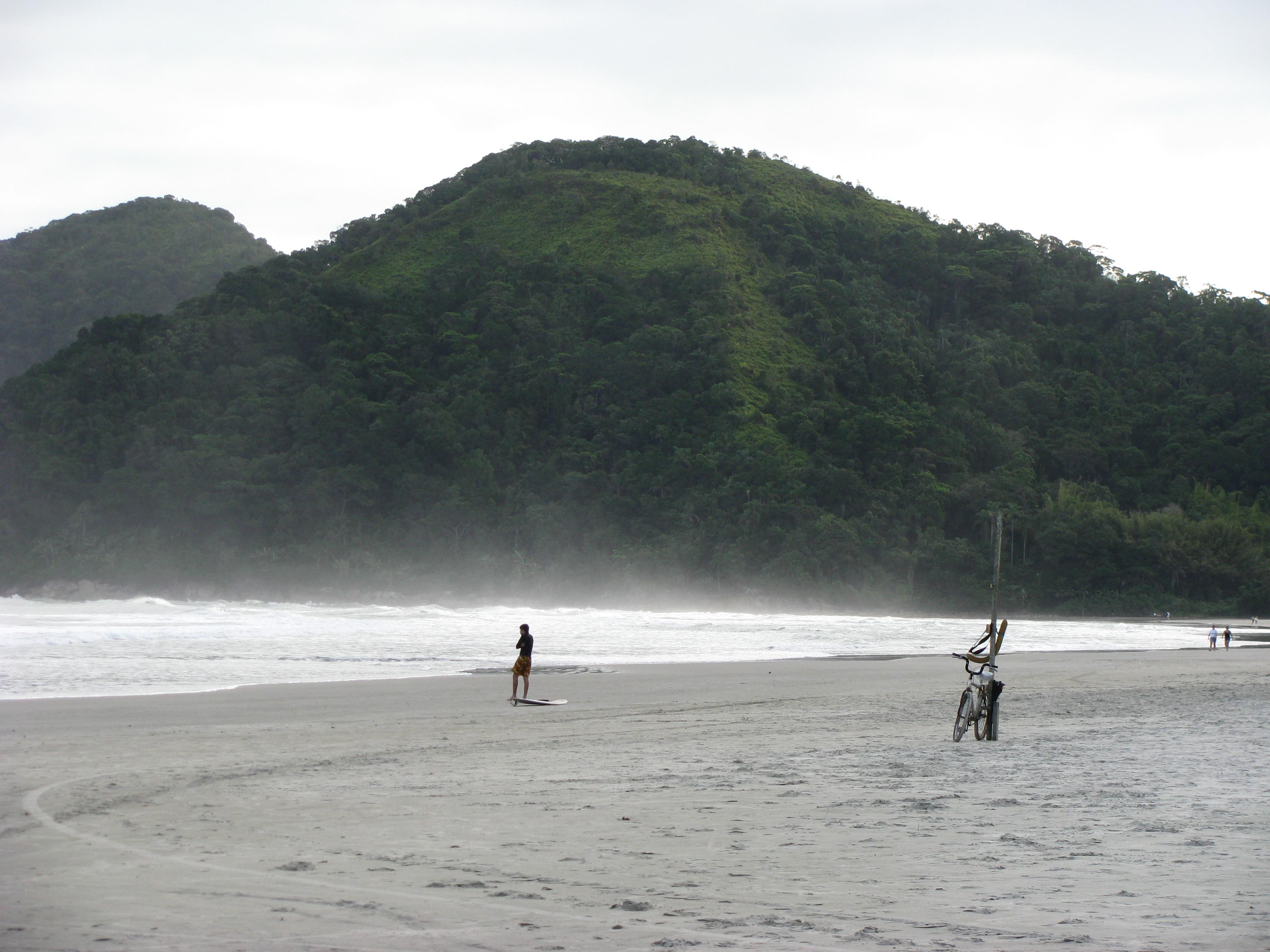 Playa De Baleia, por Husvell Guedes