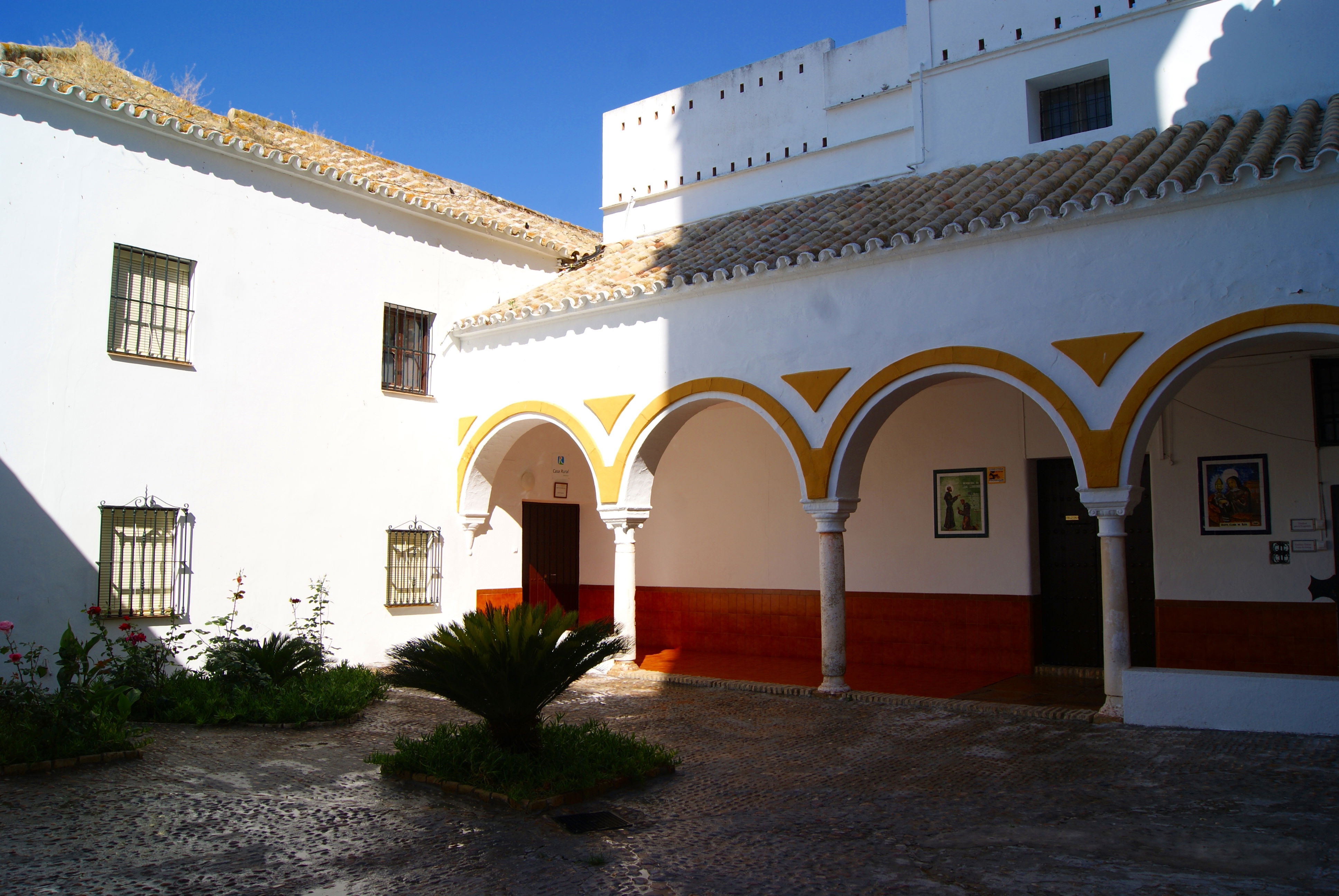 Iglesia de Santa María de la Mota, por Roberto Gonzalez
