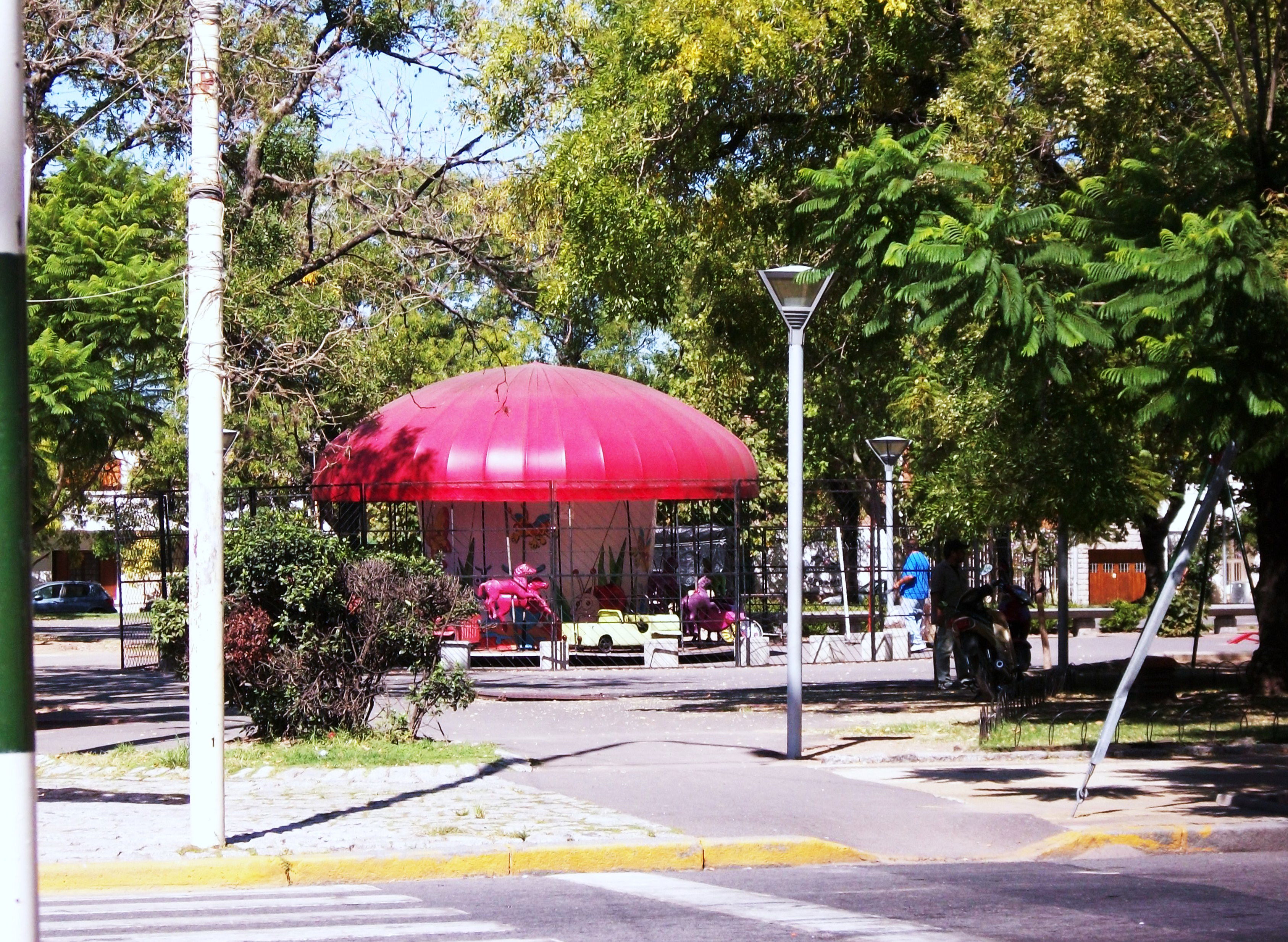 Plaza Miguel Dávila, por MELITHA  BLASCO