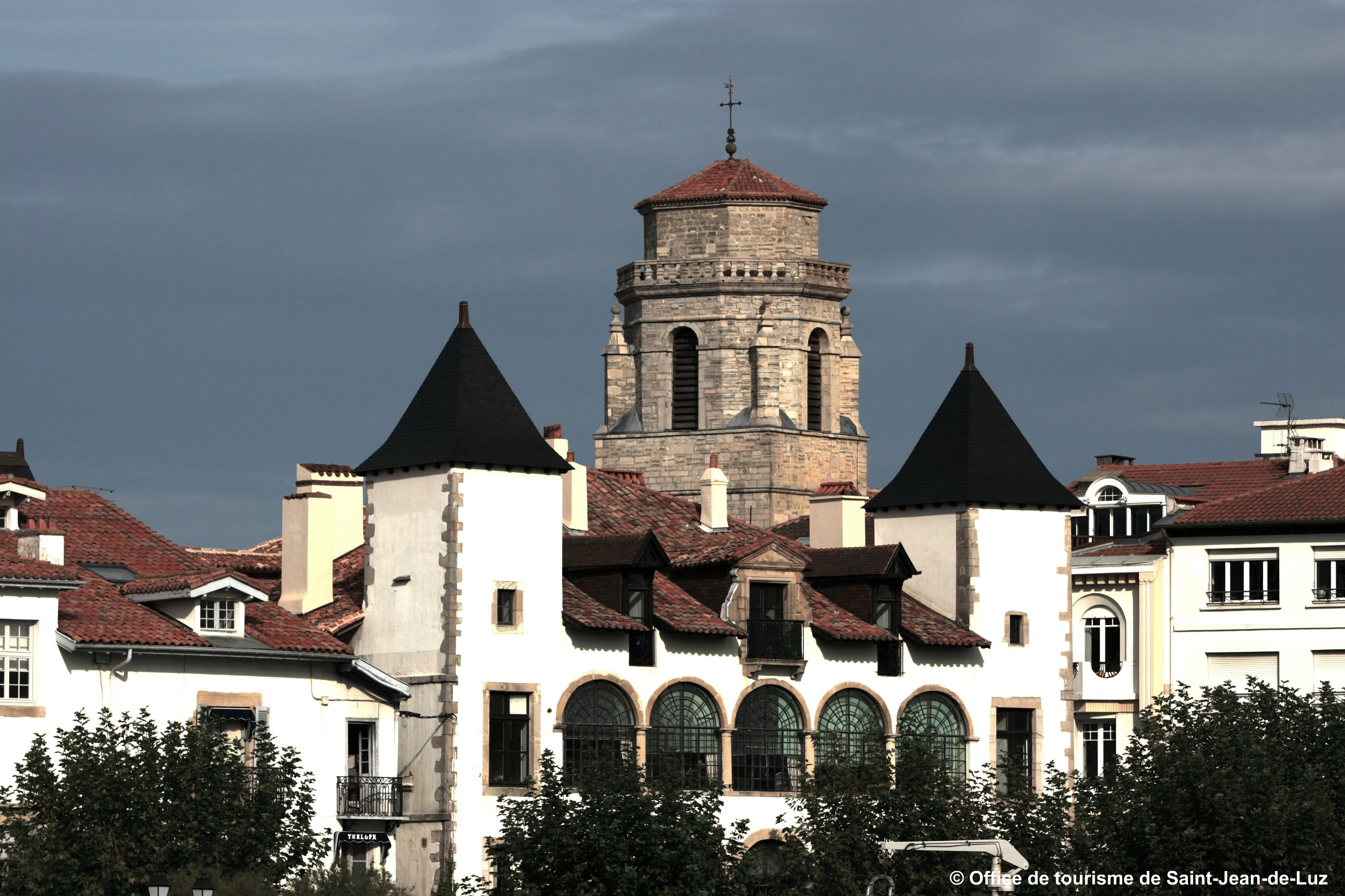 Maison Louis XIV, por Tourisme en Terre et Côte Basques - Pays de Saint -Jean-de-Luz - Hendaye