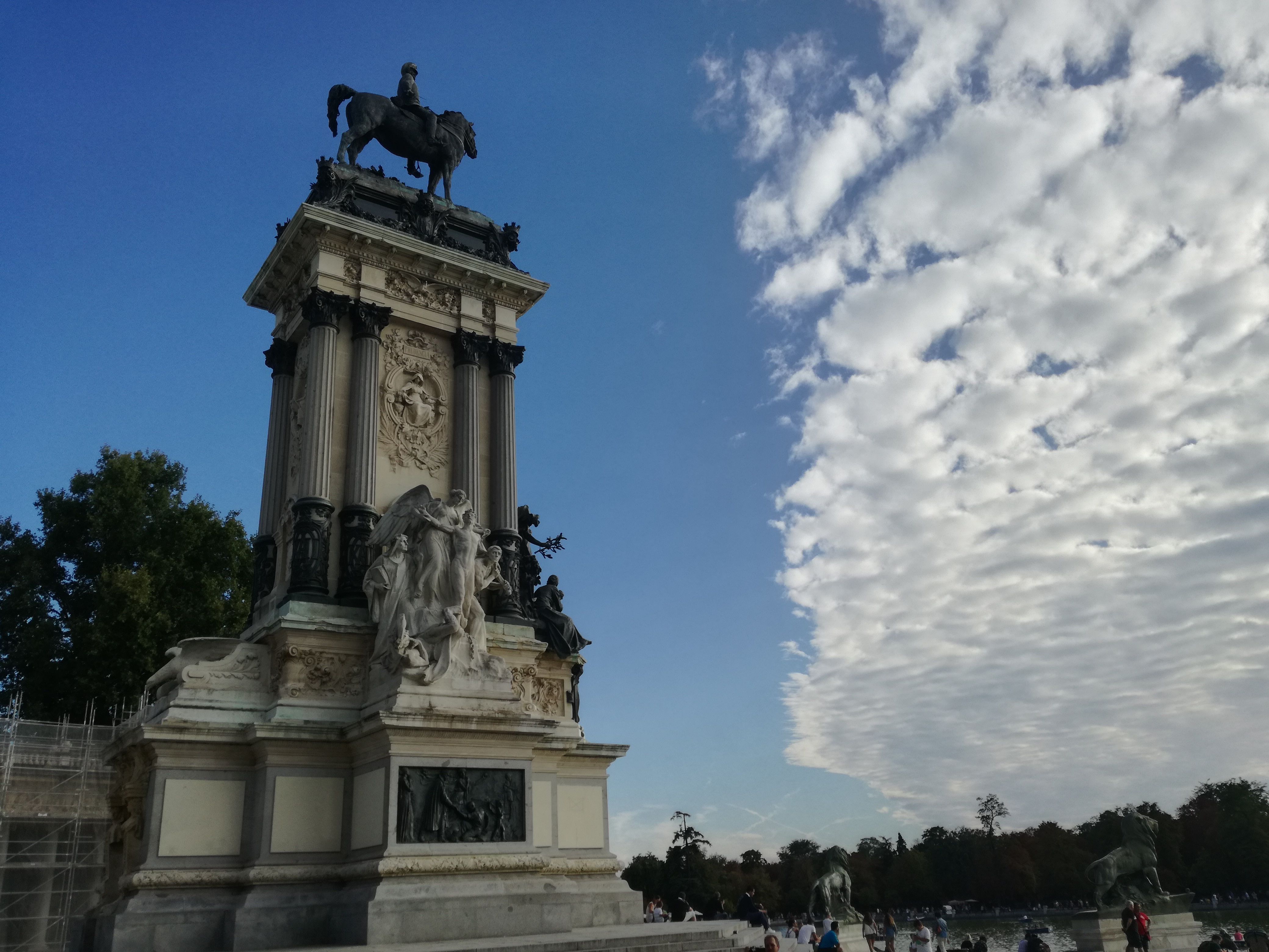 Monumento a Alfonso XII, por Saby Steff
