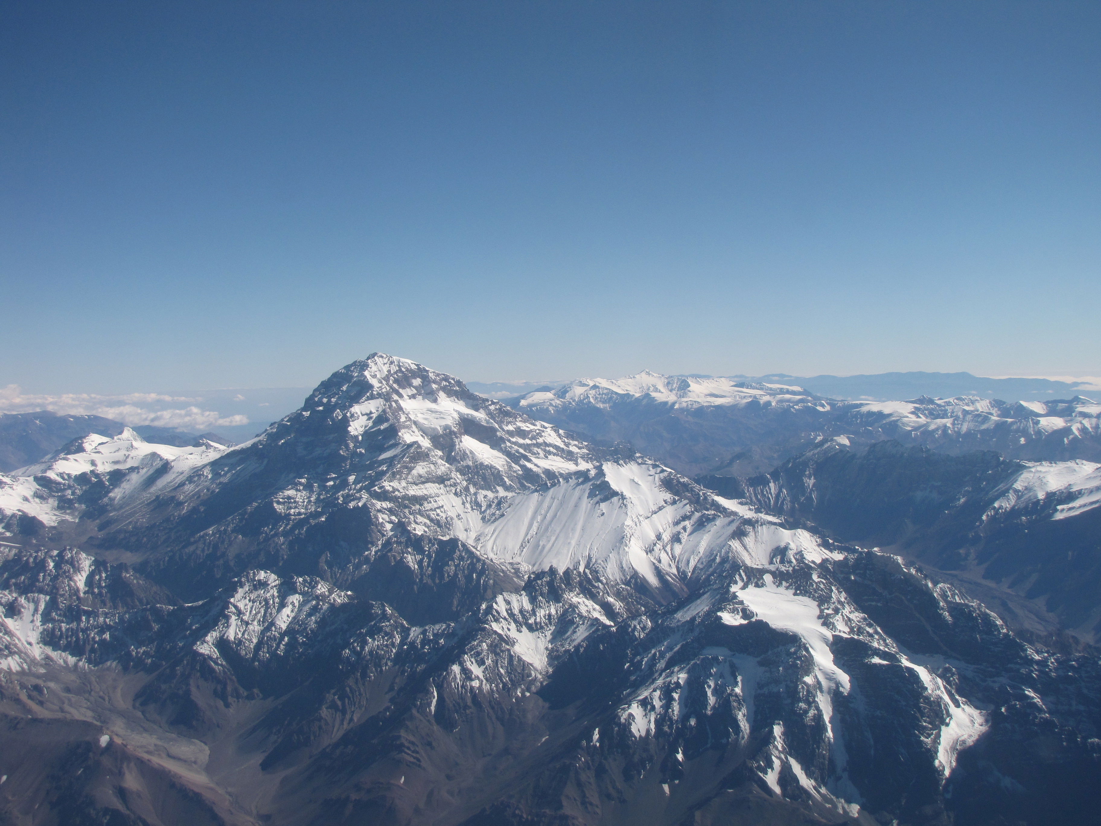 Vistas de la Cordillera de los Andes desde el aire, por Flavia Ramos