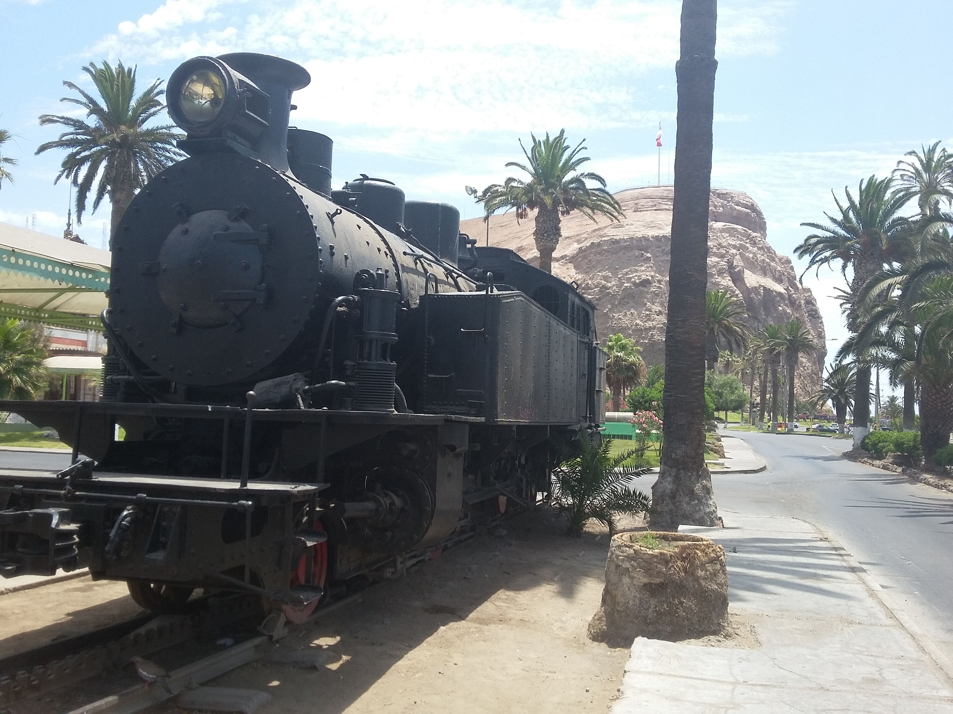 Monumento Histórico del Ferrocarril Arica-La Paz, por César - Mochilero