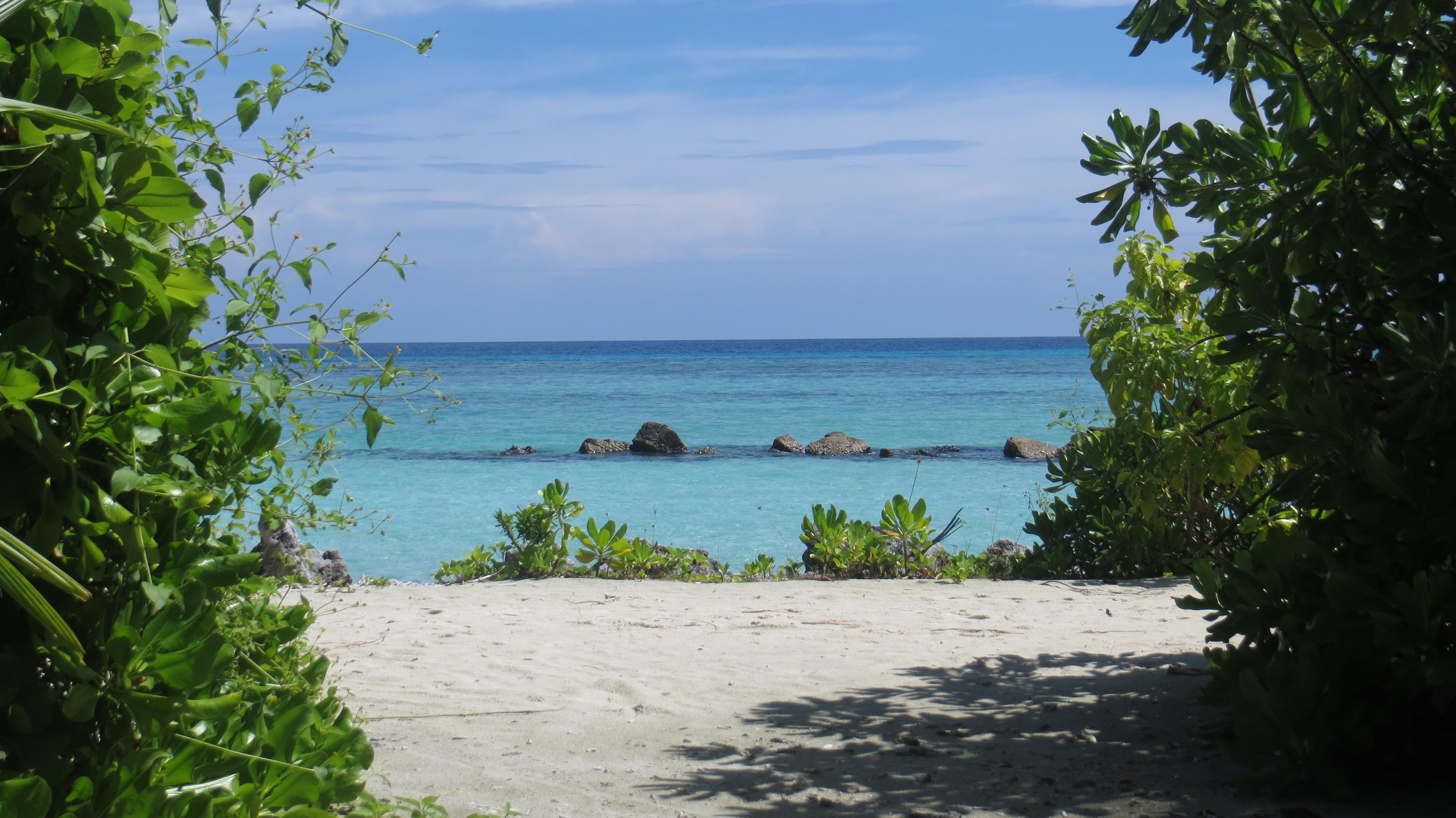 Playa de Mathiveri, por Las sandalias de Ulises