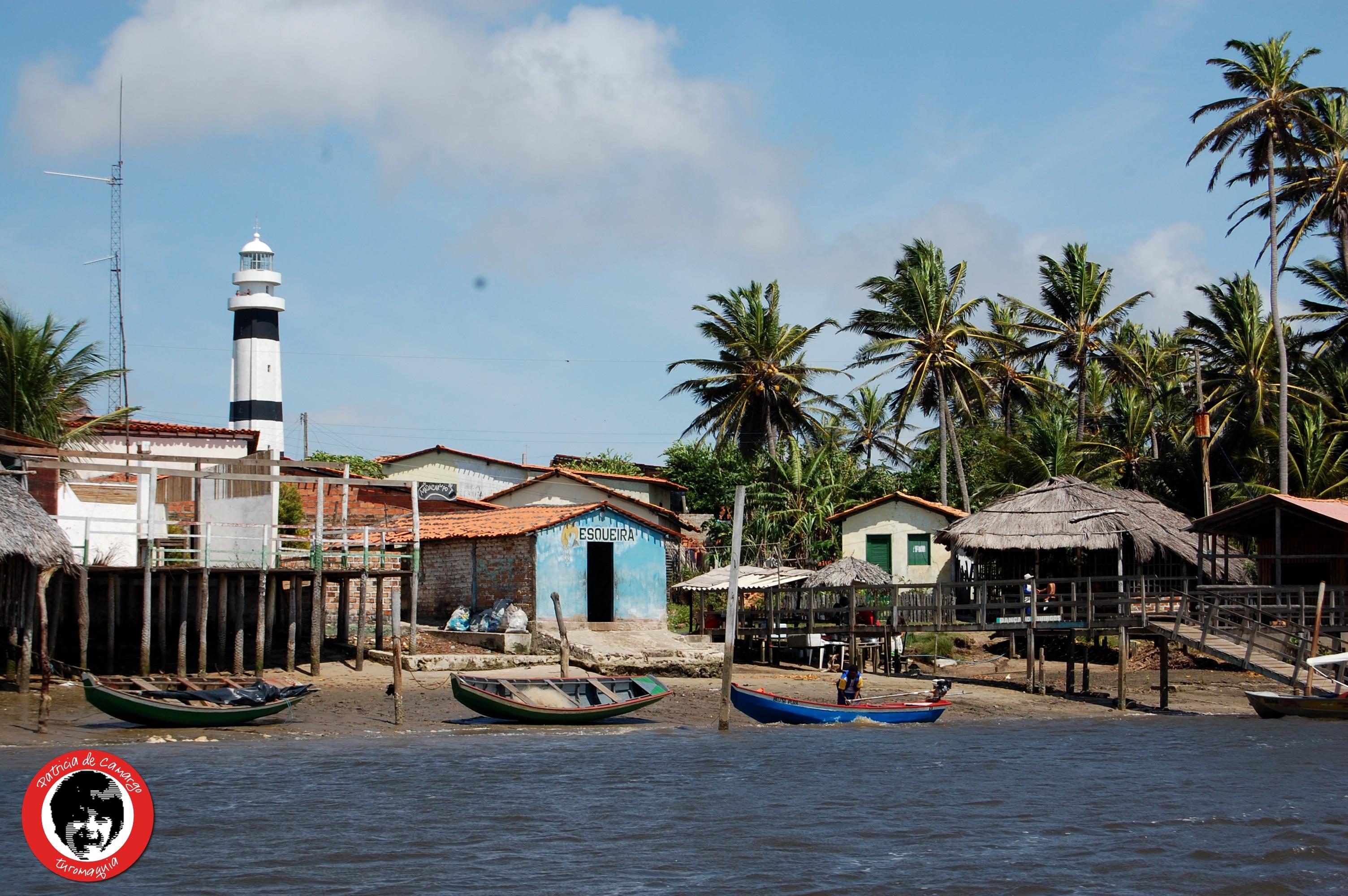 Passeio de barco de Barreirinhas a Caburé, por Turomaquia