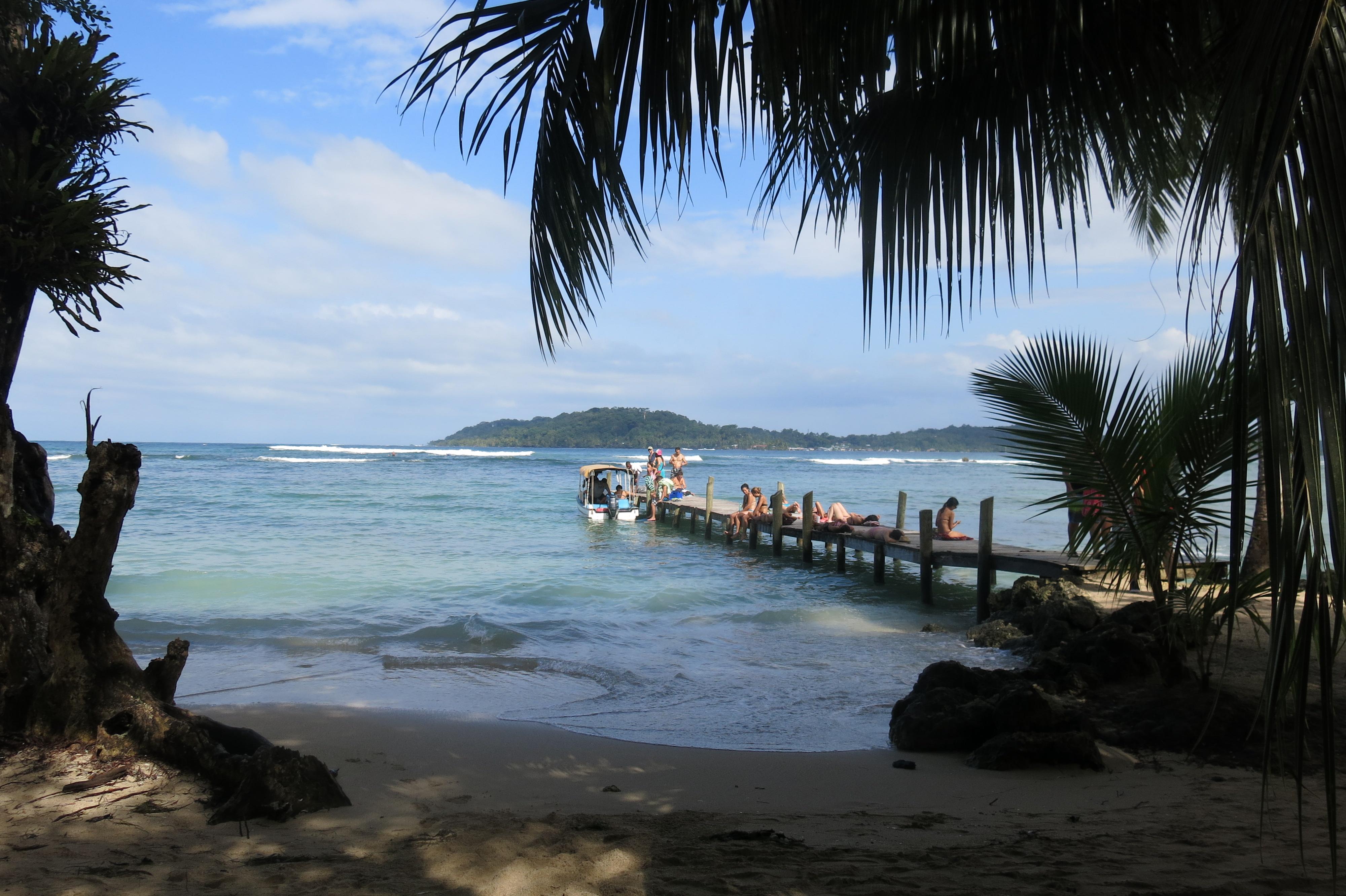 Isla Carenero, por Iralis Carolina Fragiel Arenas