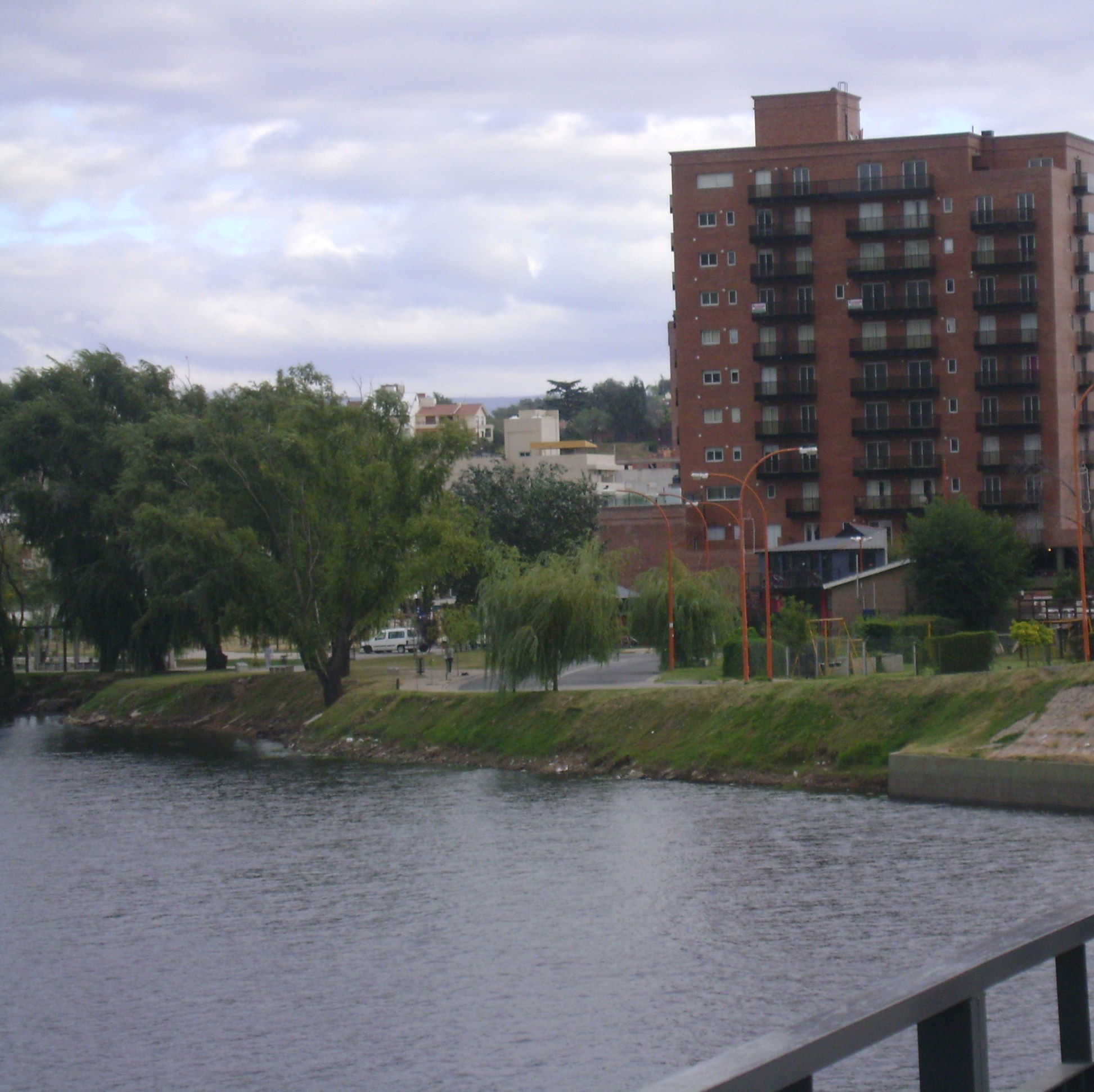 Río San Antonio, por MELITHA  BLASCO