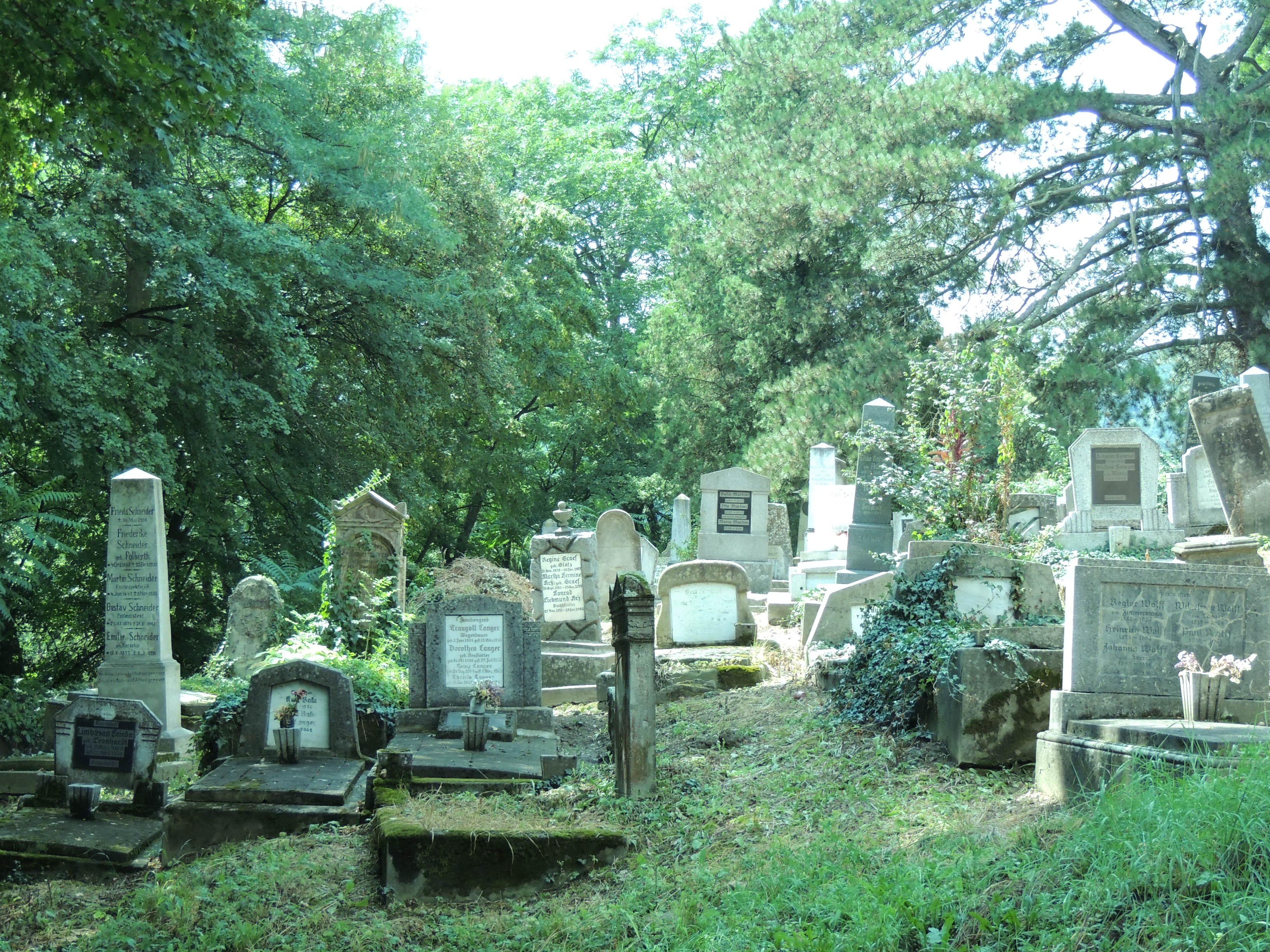 Cementerio Sajón, por Maruxaina Ysumochila