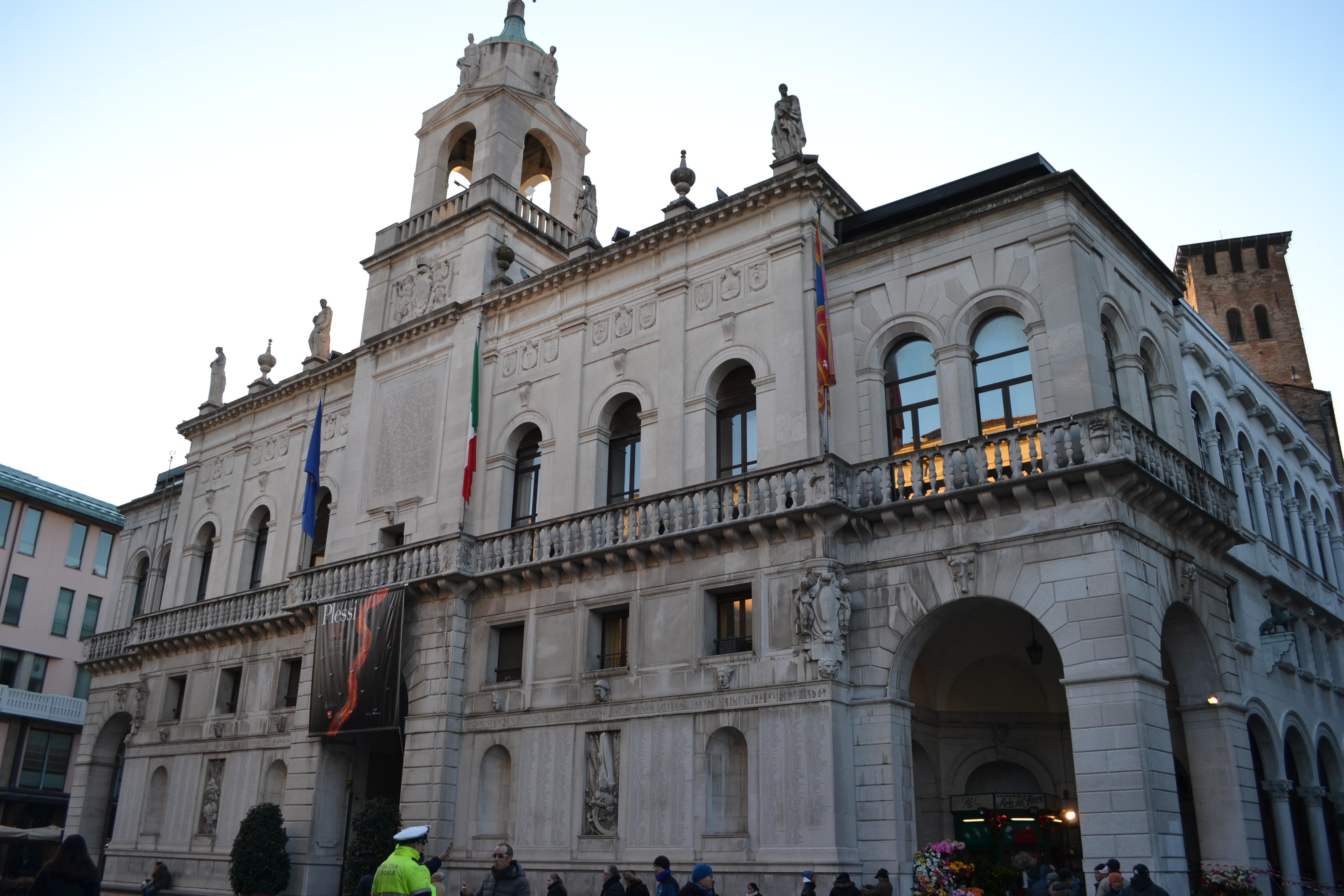 Palacios en Padua: un recorrido por la majestuosidad histórica de la ciudad