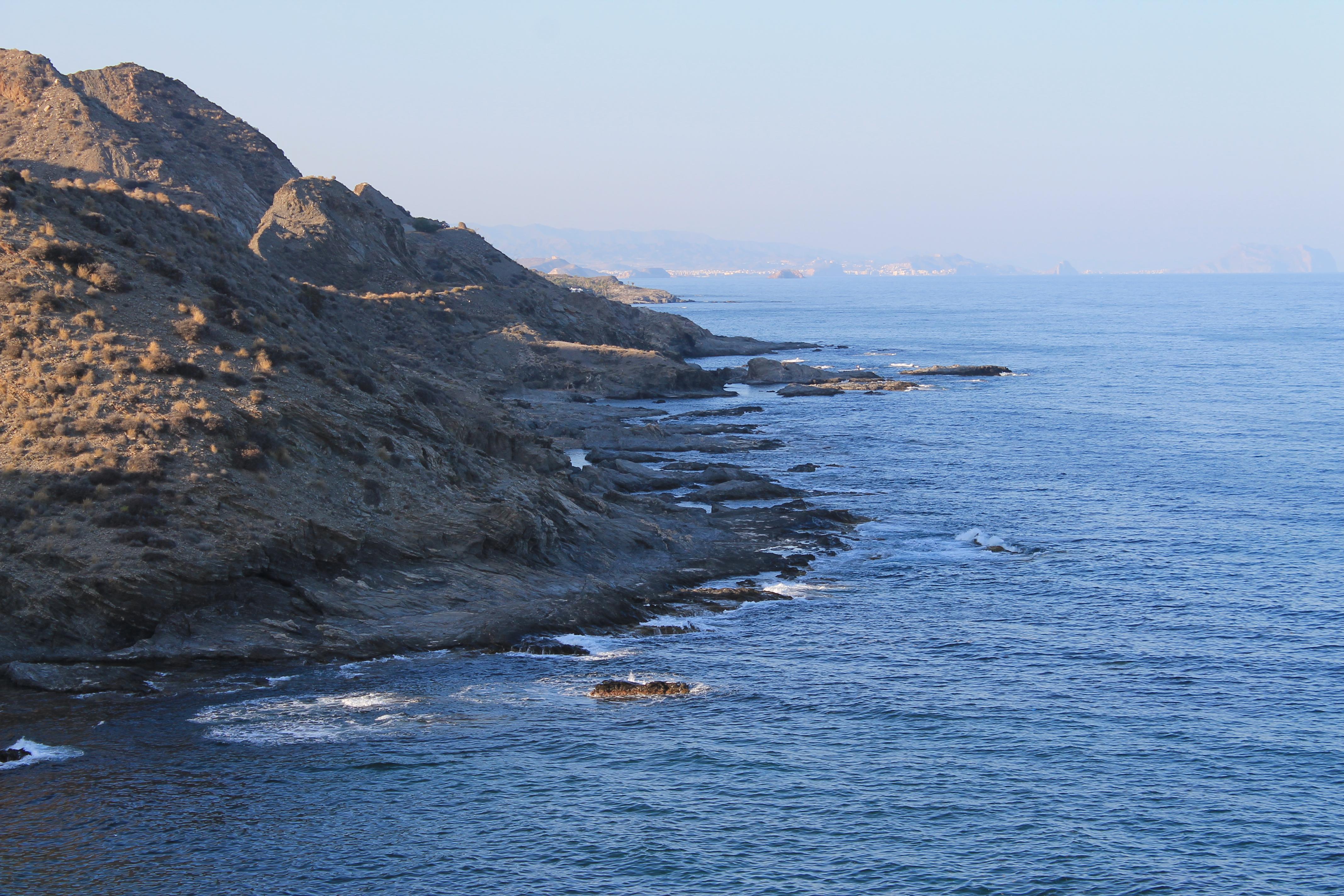 Cala de Terreros, por Ingrid King