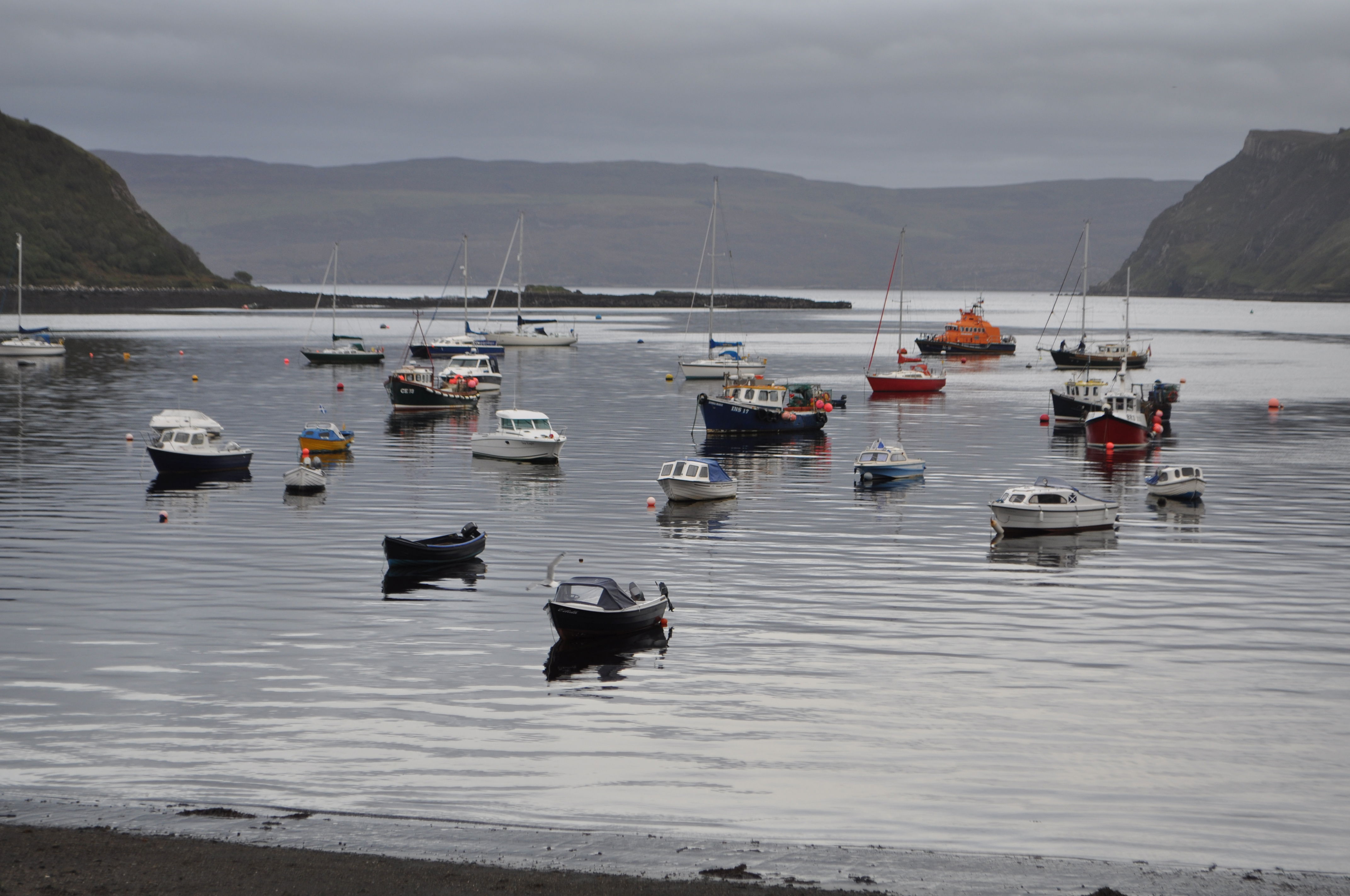 Puerto de Portree, por eXplorador Escocés