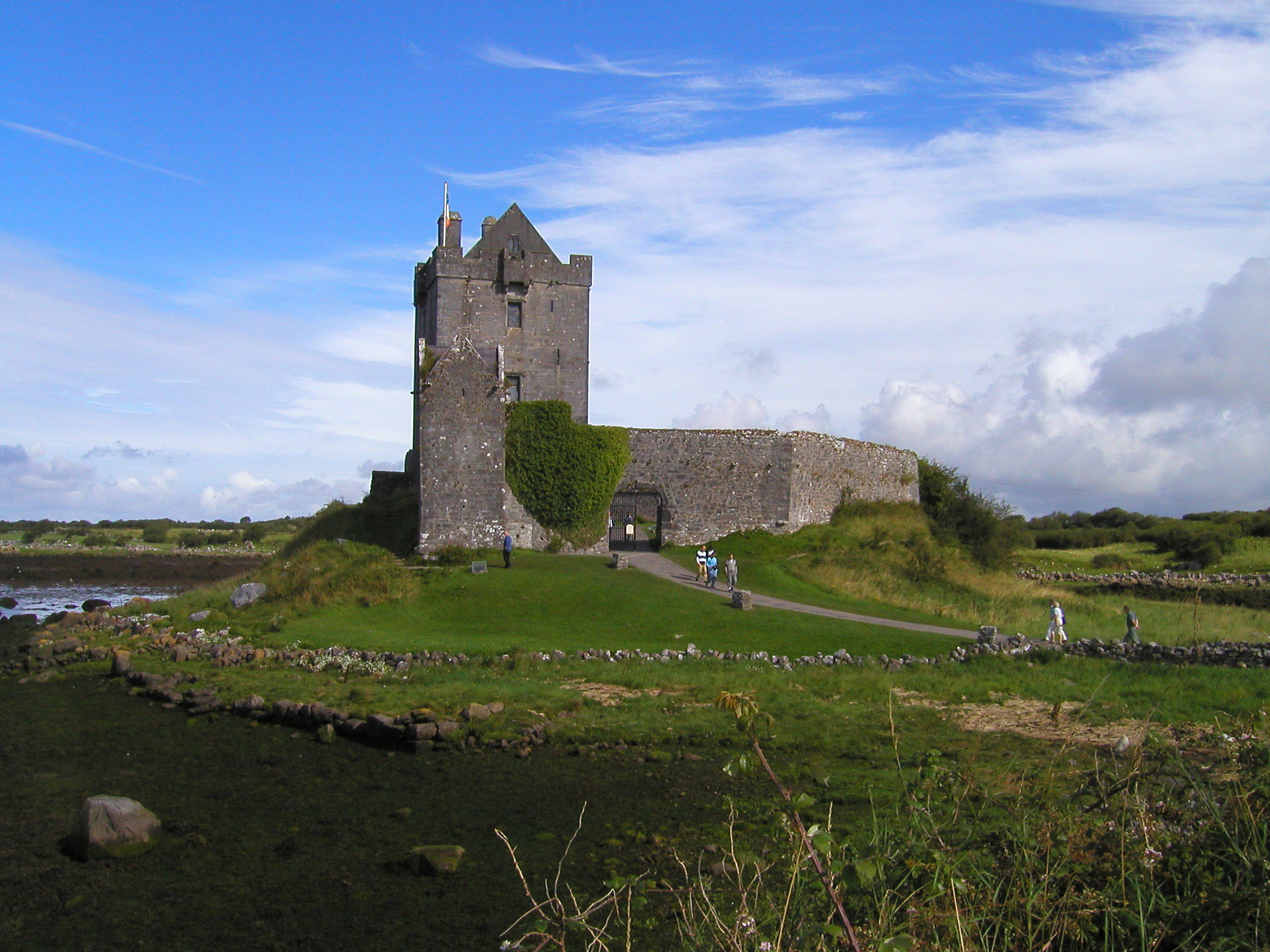 Castillo Medieval de Dunguaire, por Osfunez