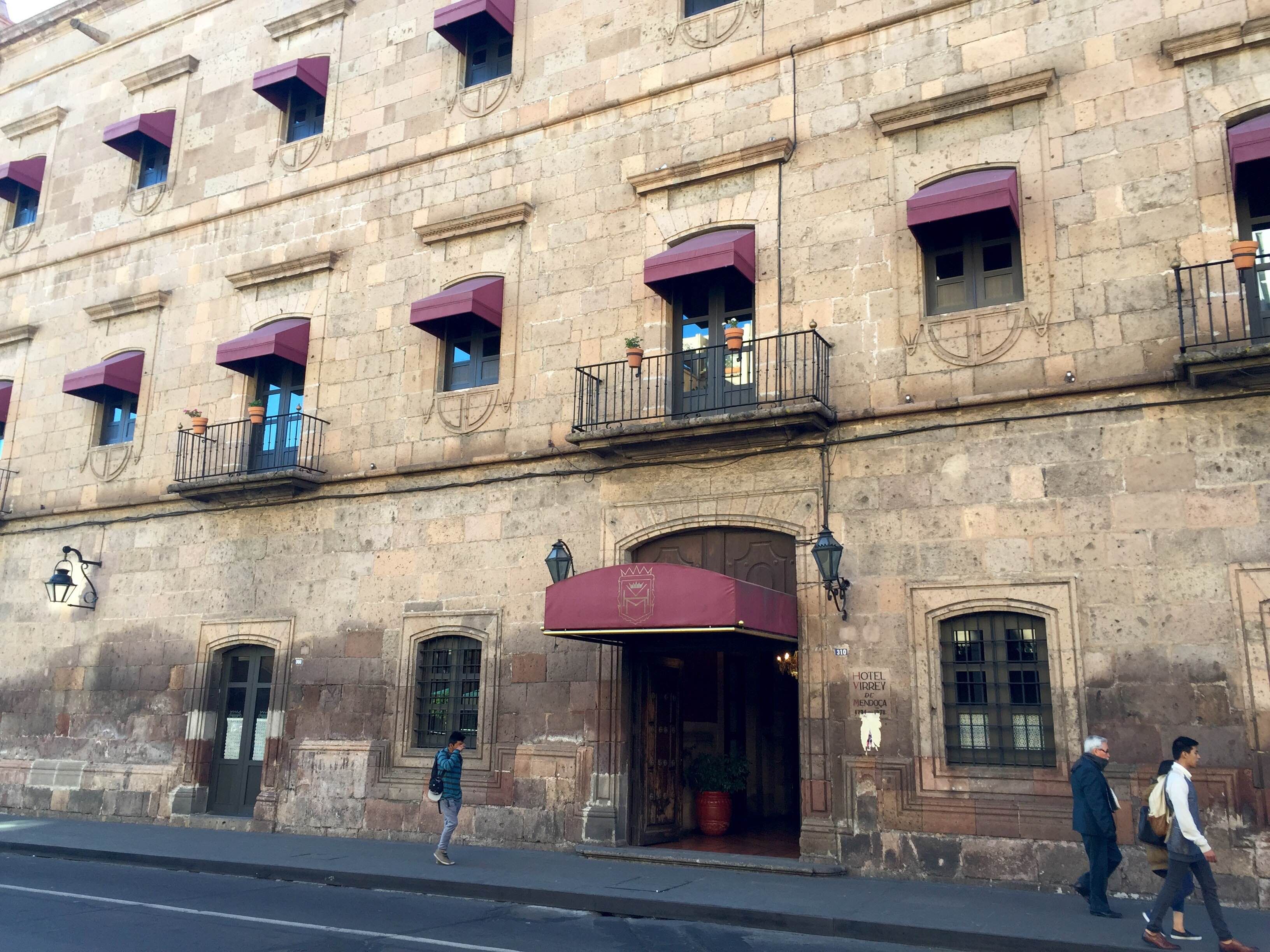 Hotel Virrey De Mendoza, por Diana Patricia Montemayor Flores